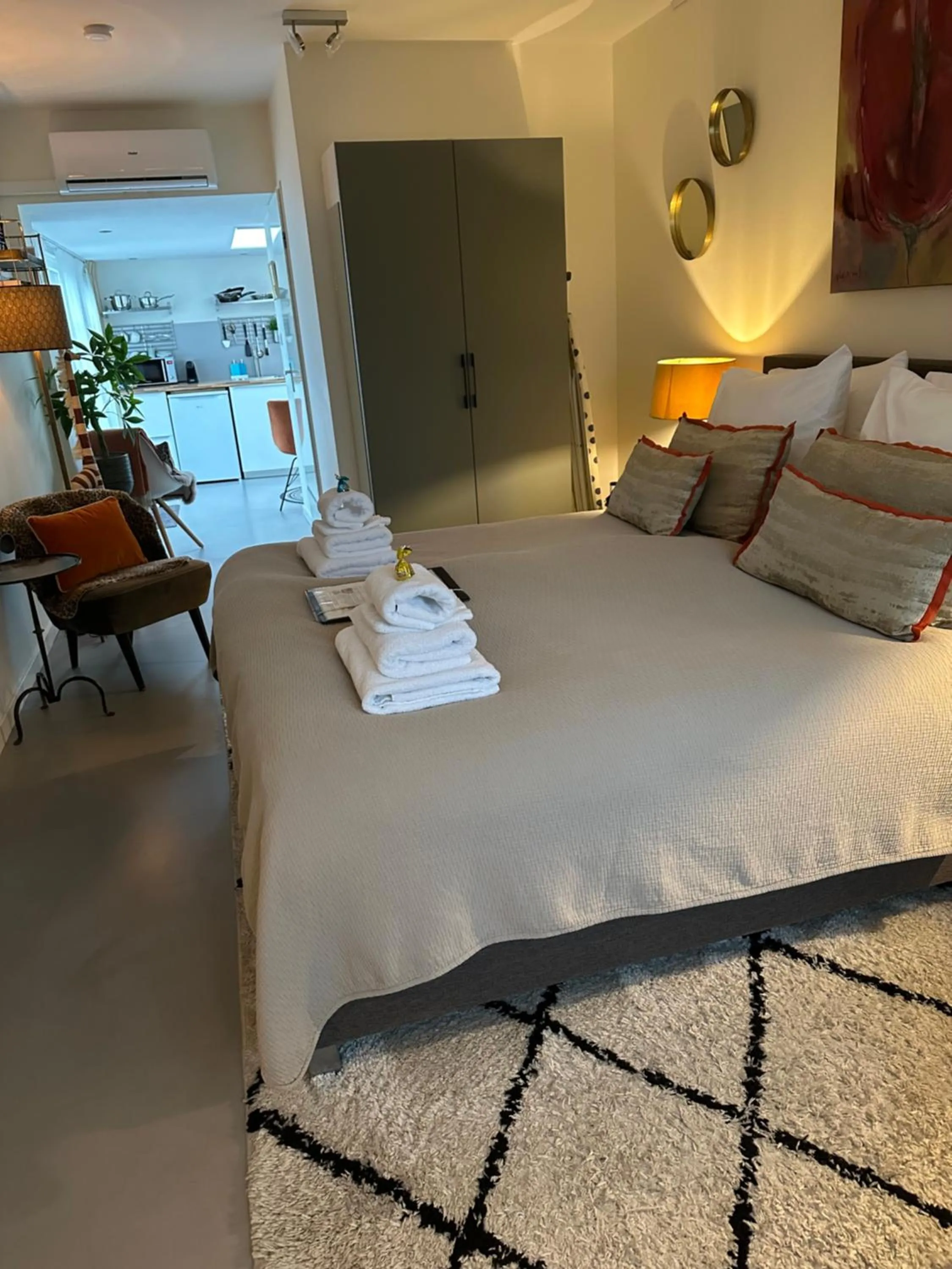 Photo of the whole room, Bed in B&B Ereprijs