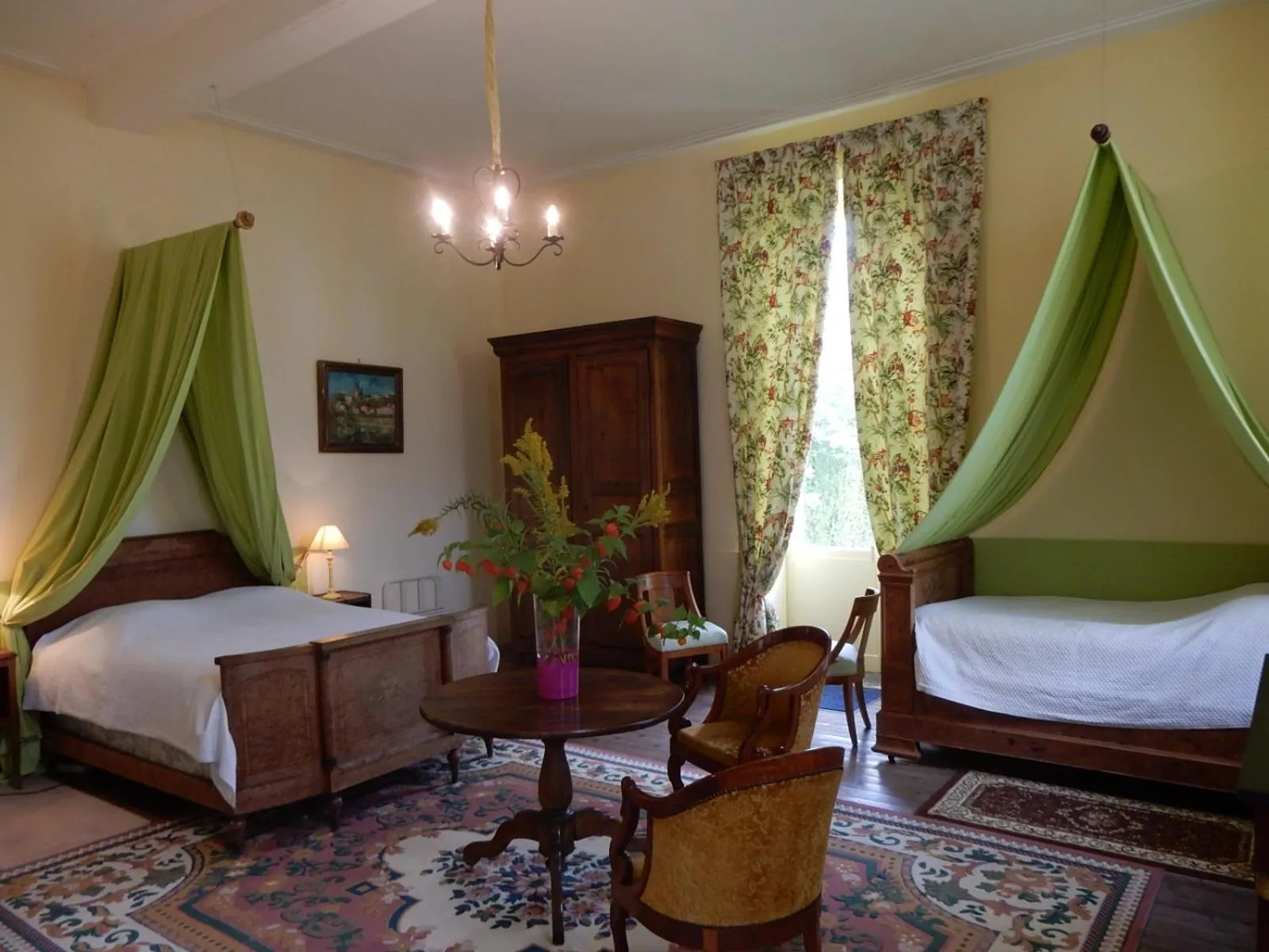 Photo of the whole room, Bed in Chambres d'hôtes & Gîtes du Château de Grand Rullecourt