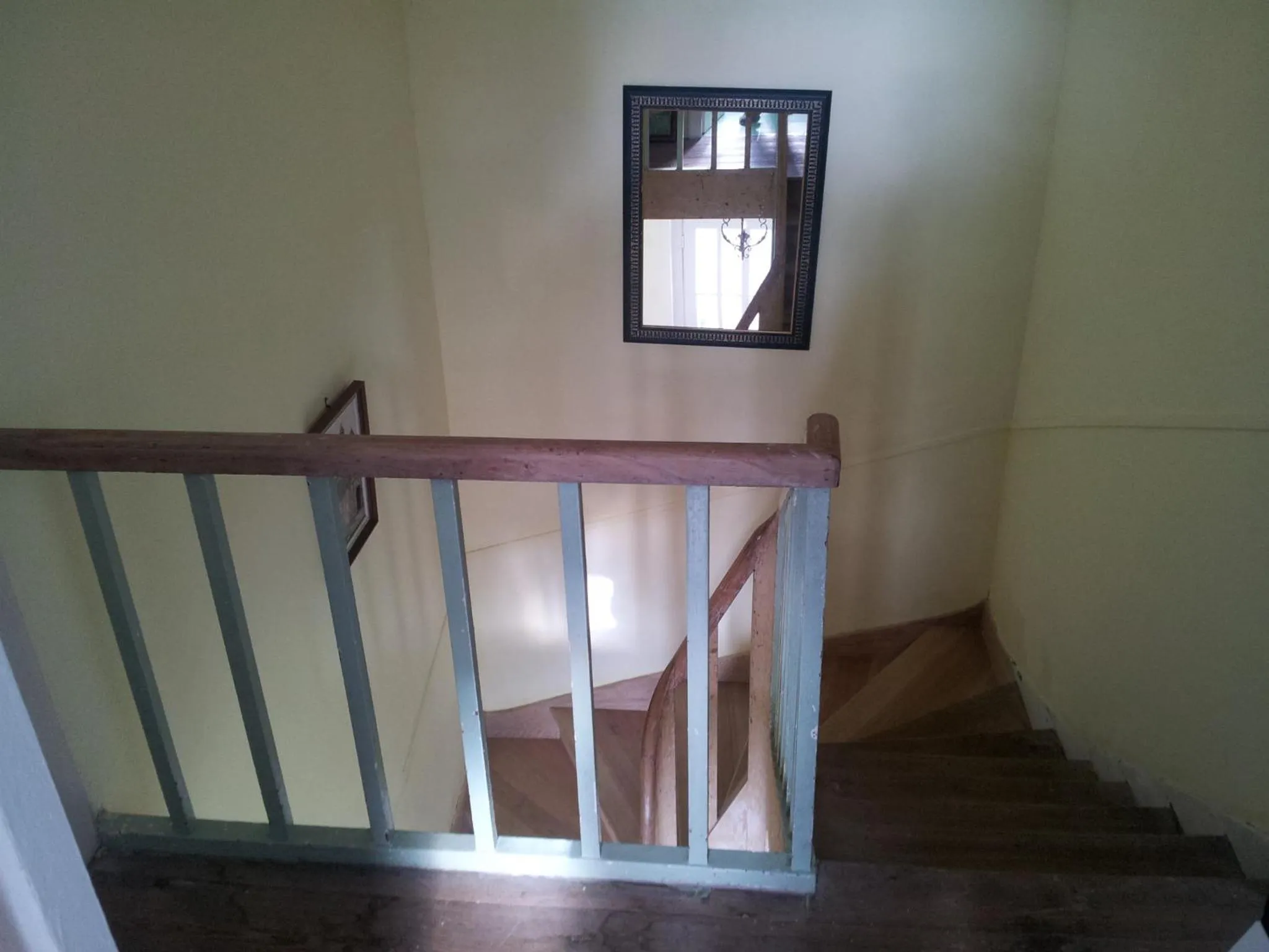 Decorative detail in Chambres d'hôtes & Gîtes du Château de Grand Rullecourt