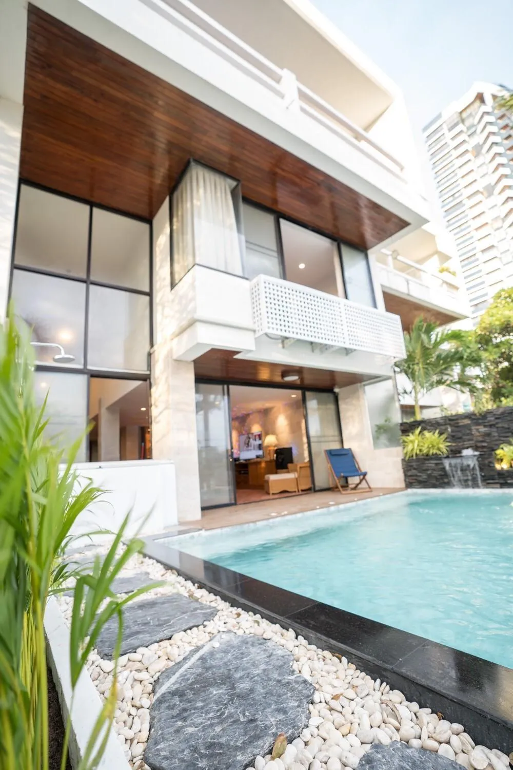 Property building in Dojo pool villa