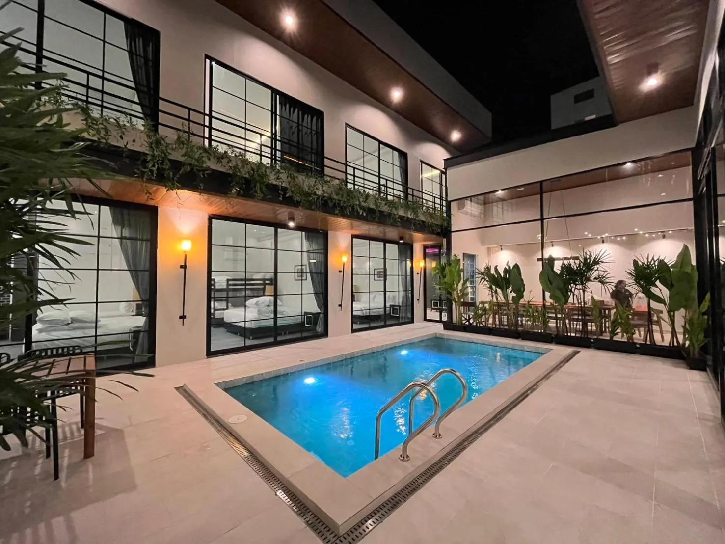 Swimming pool in Dojo pool villa