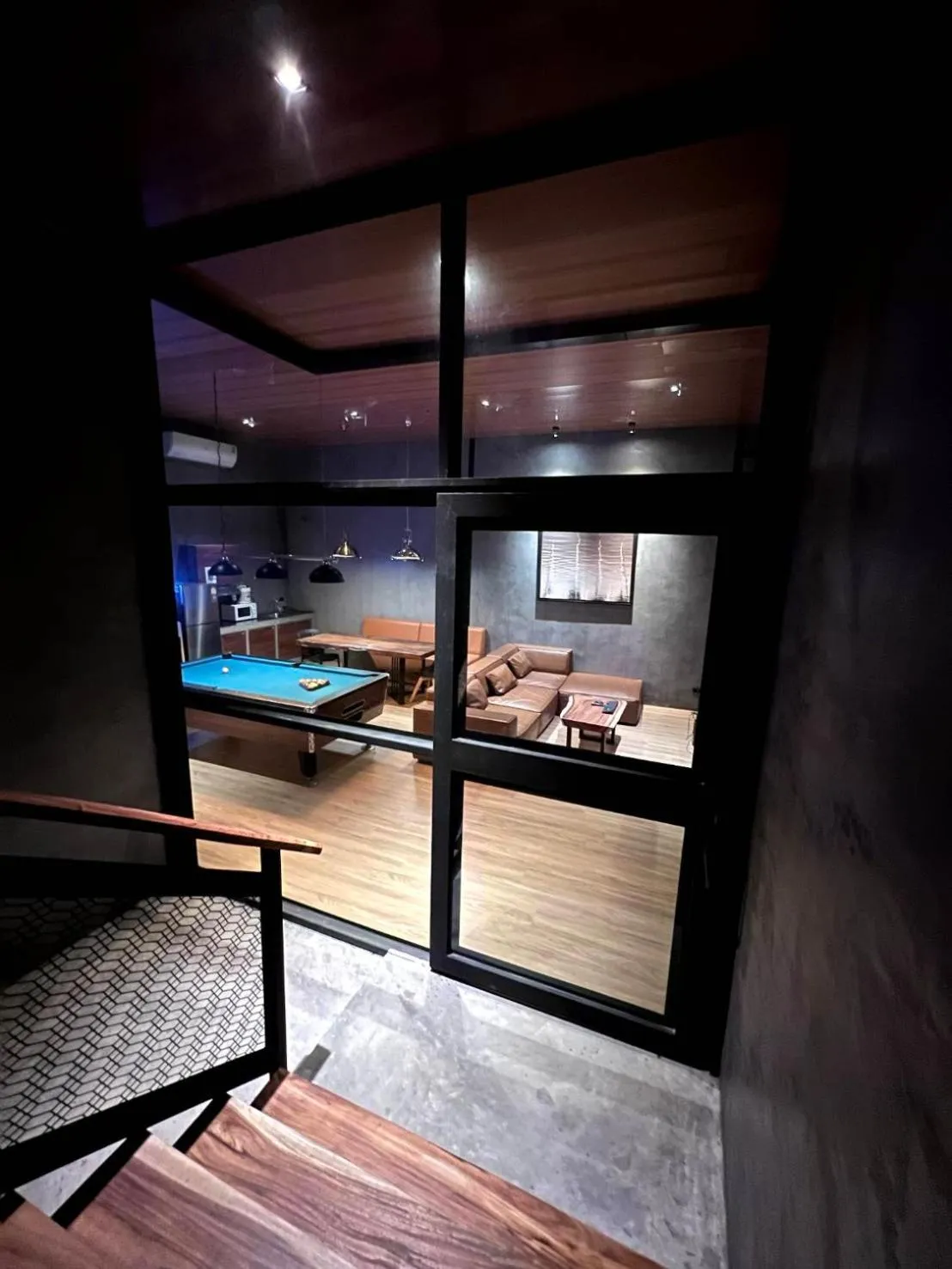 Billiard in Dojo pool villa