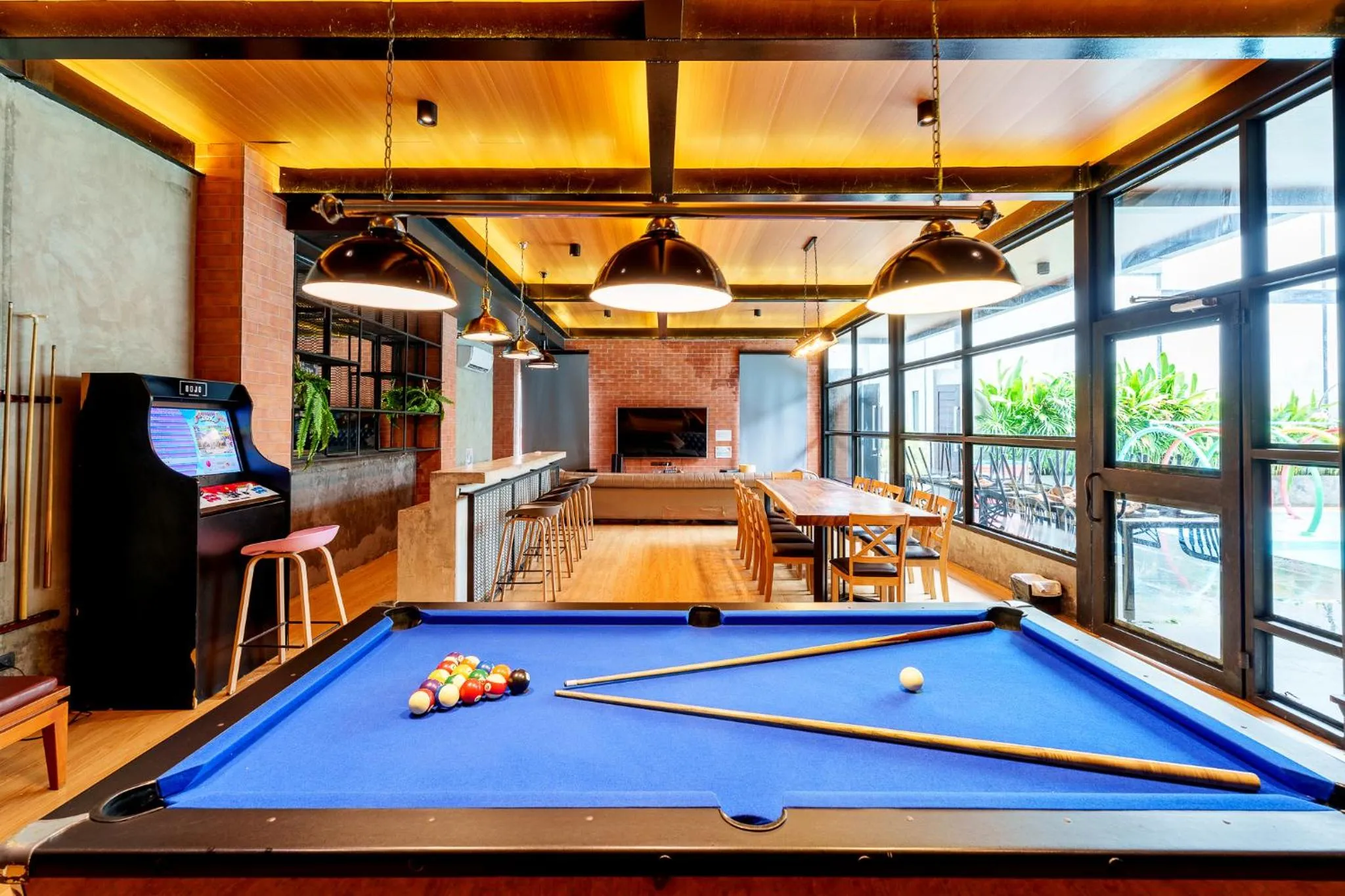 Billiard in Dojo pool villa