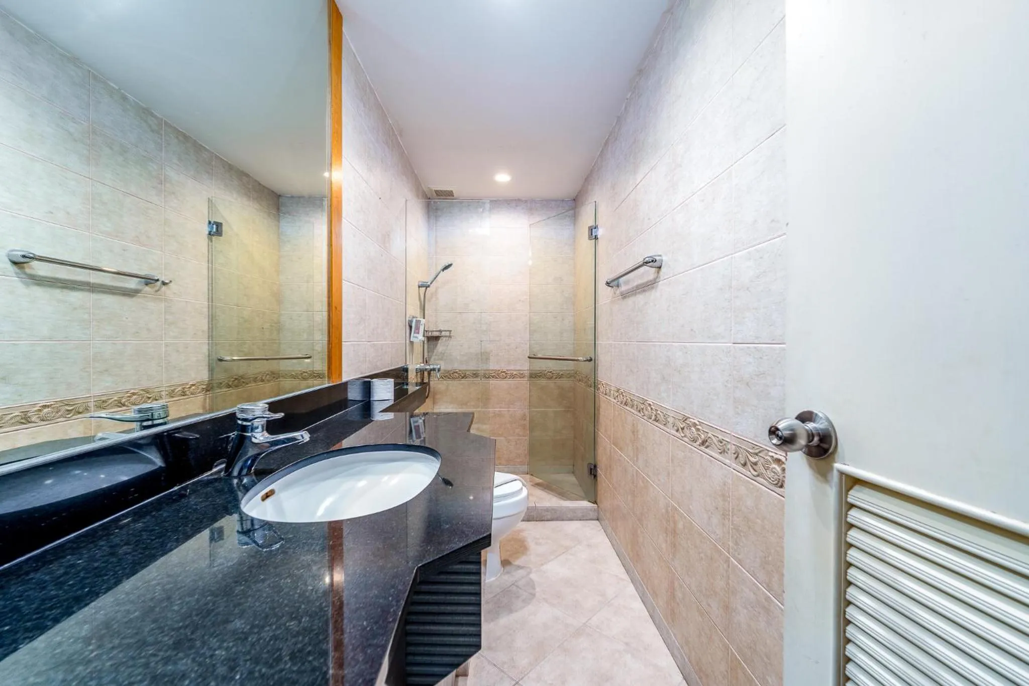 Bathroom in Dojo pool villa