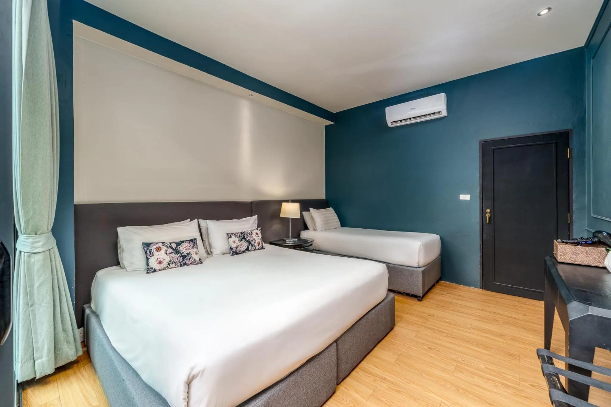 Bedroom, Bed in Dojo pool villa