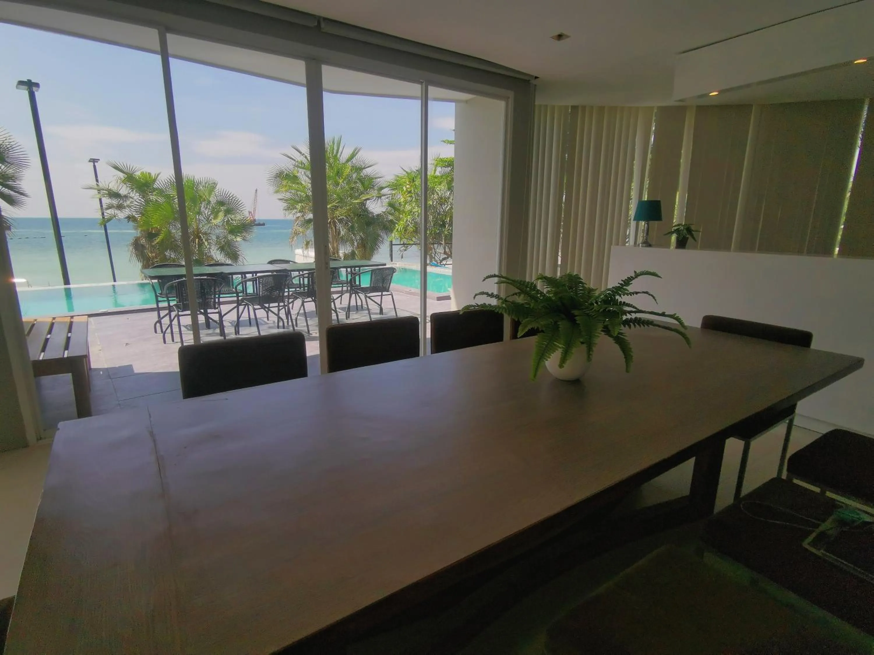 Dining area in Dojo pool villa
