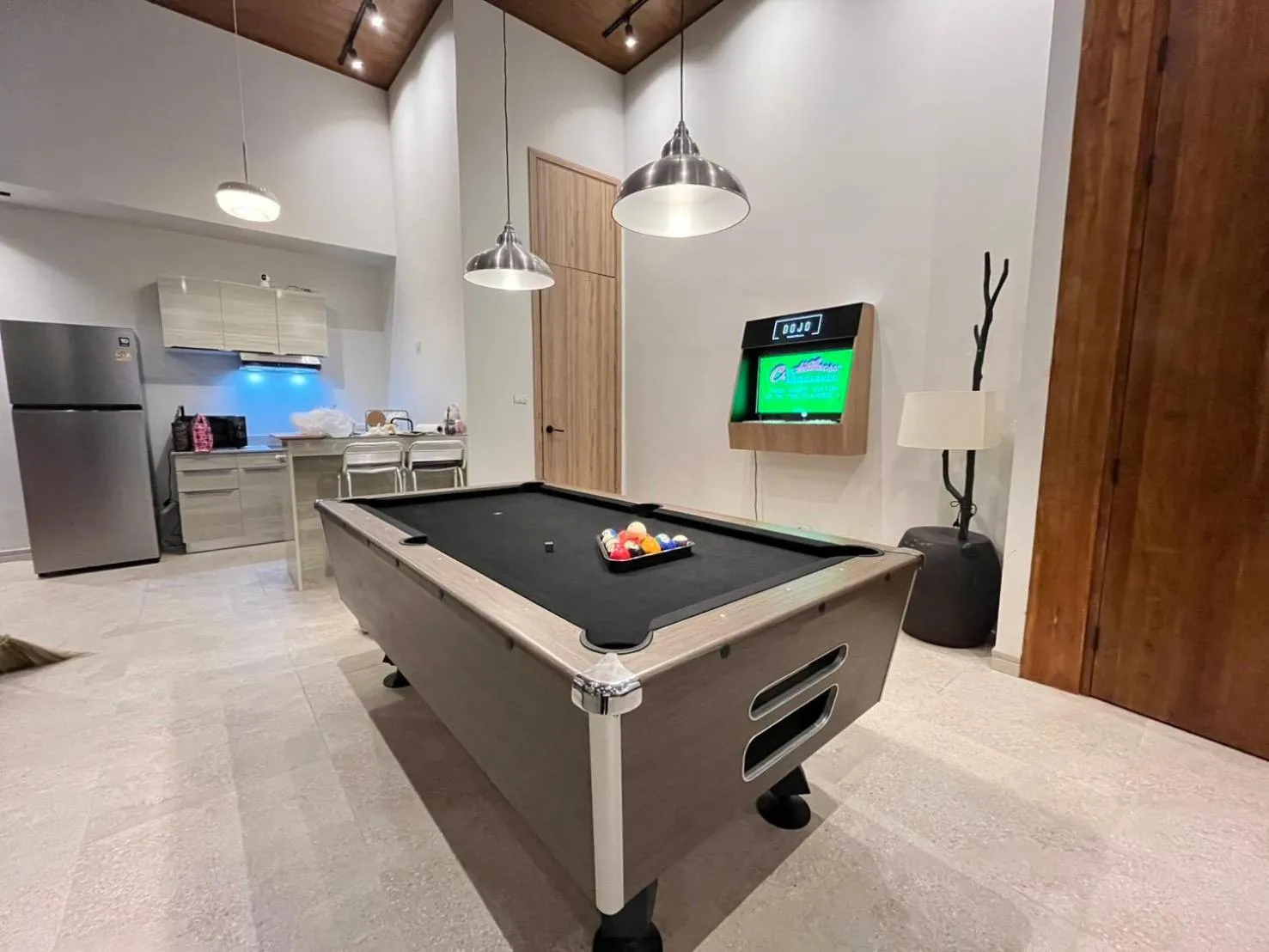 Game Room in Dojo pool villa