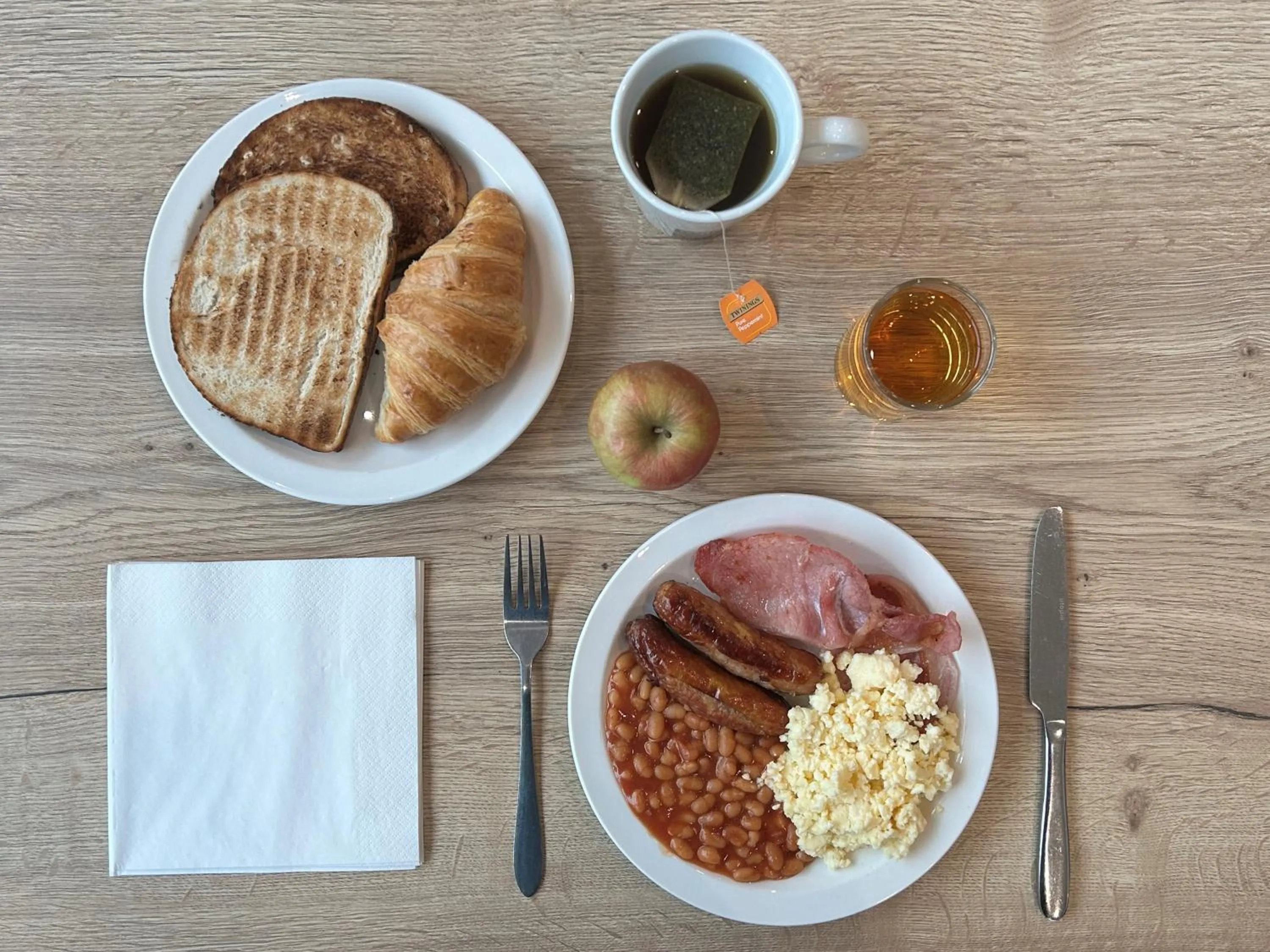 Coffee/tea facilities in Days Inn Wetherby