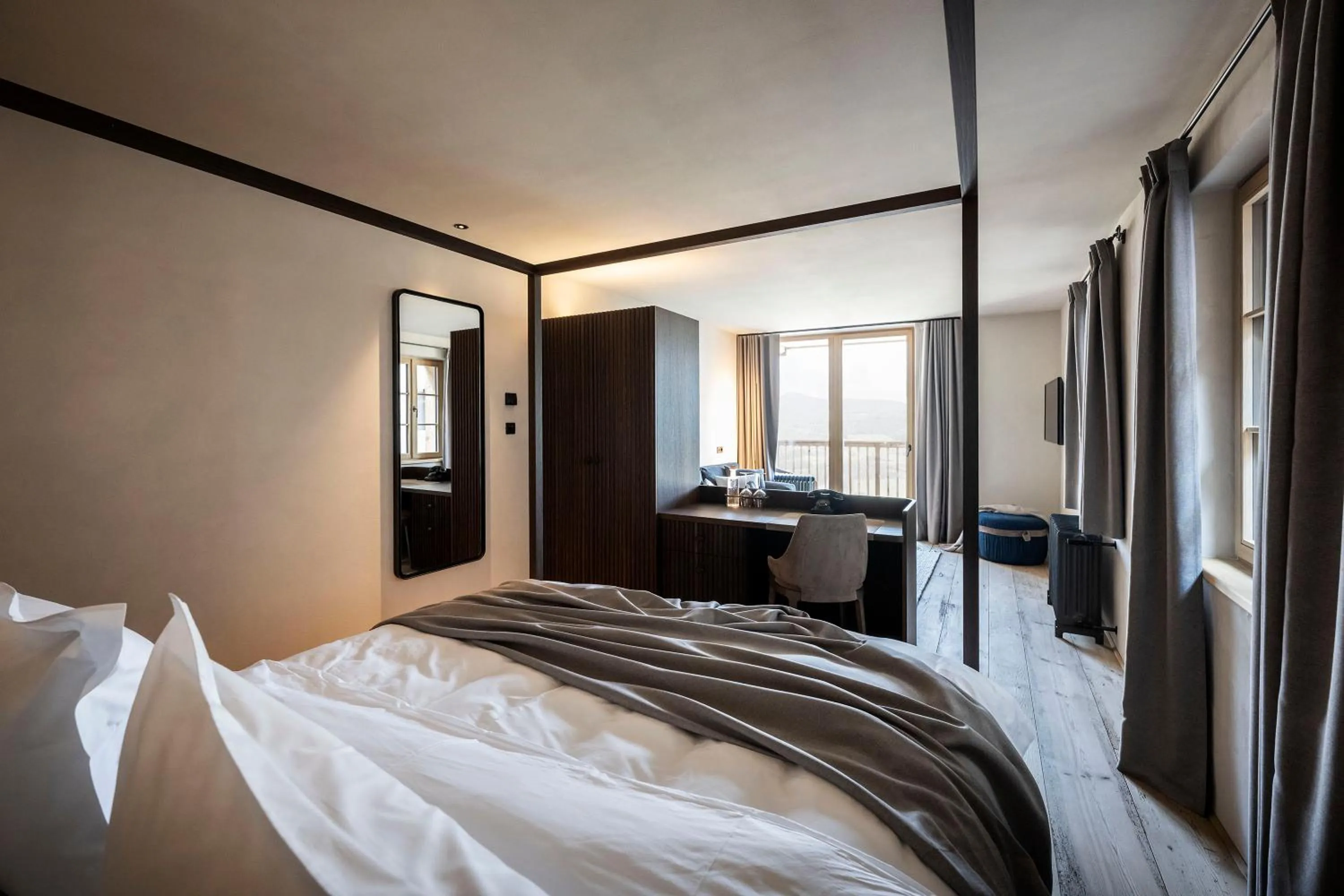 Bedroom, Bed in Hotel Ansitz Steinbock