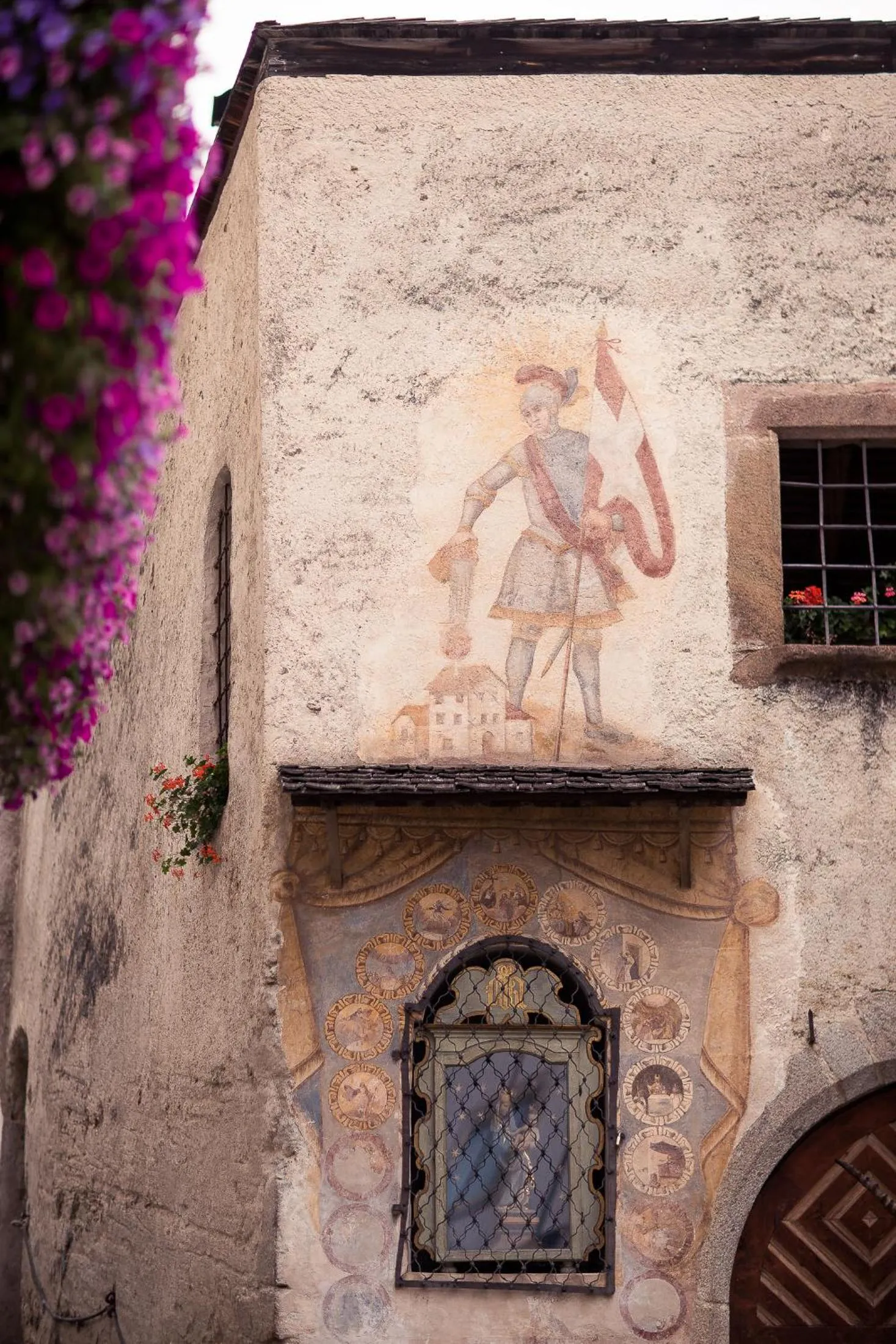 Facade/entrance in Hotel Ansitz Steinbock