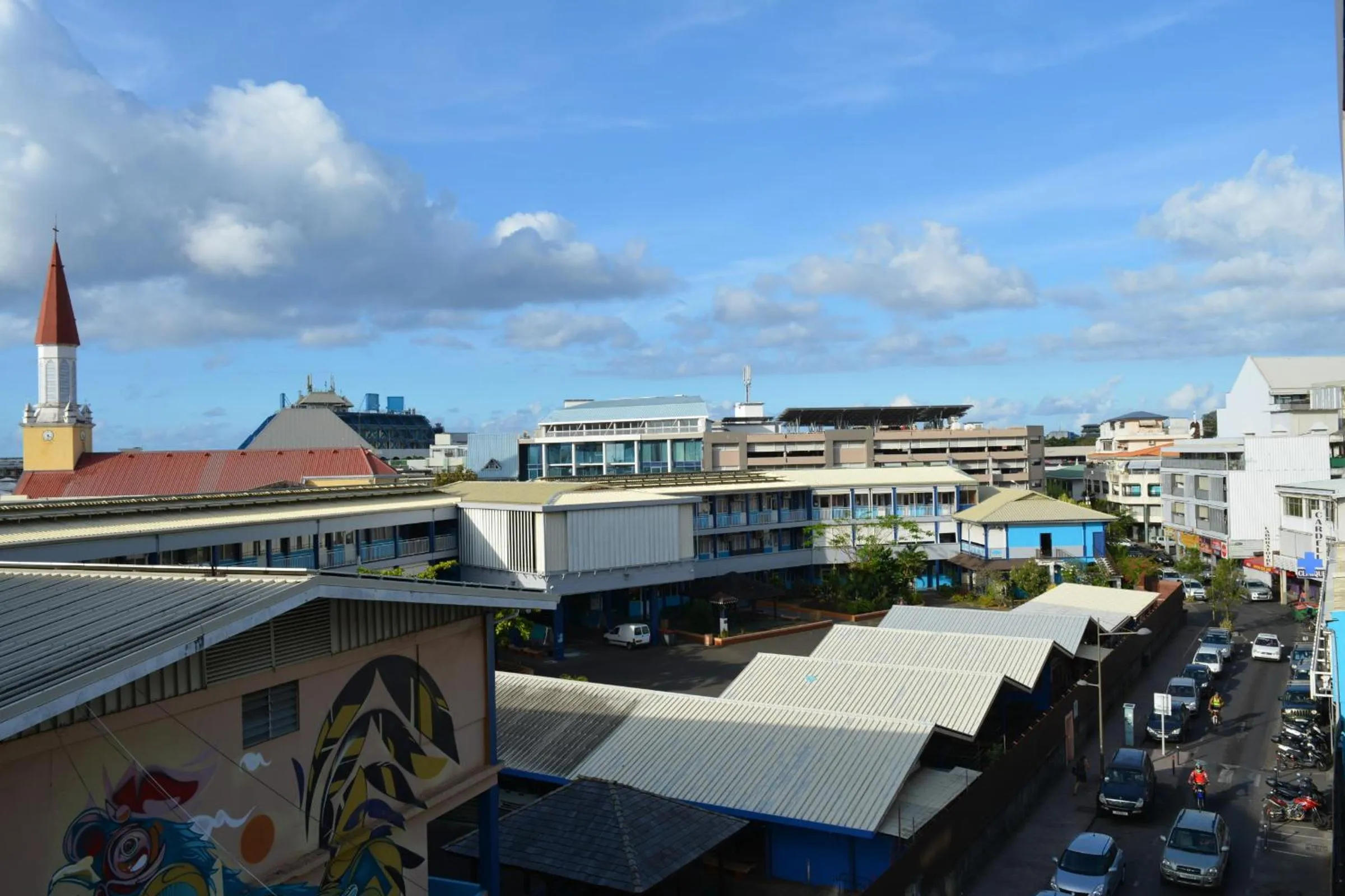 Property building in Moana Studio - downtown Papeete - WiFi AC Netflix parking - 3 people