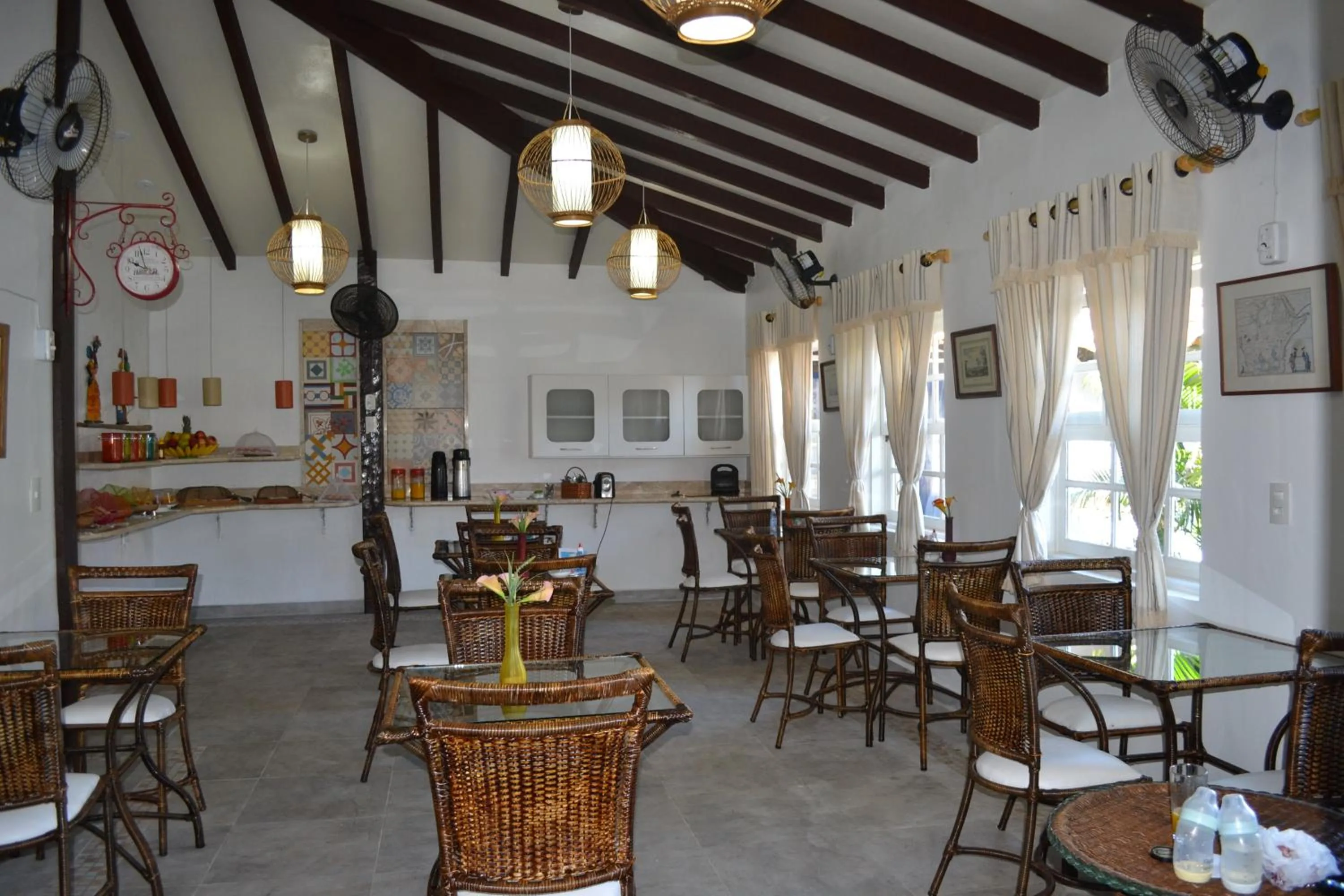 Restaurant/places to eat in Pousada Maria Farinha