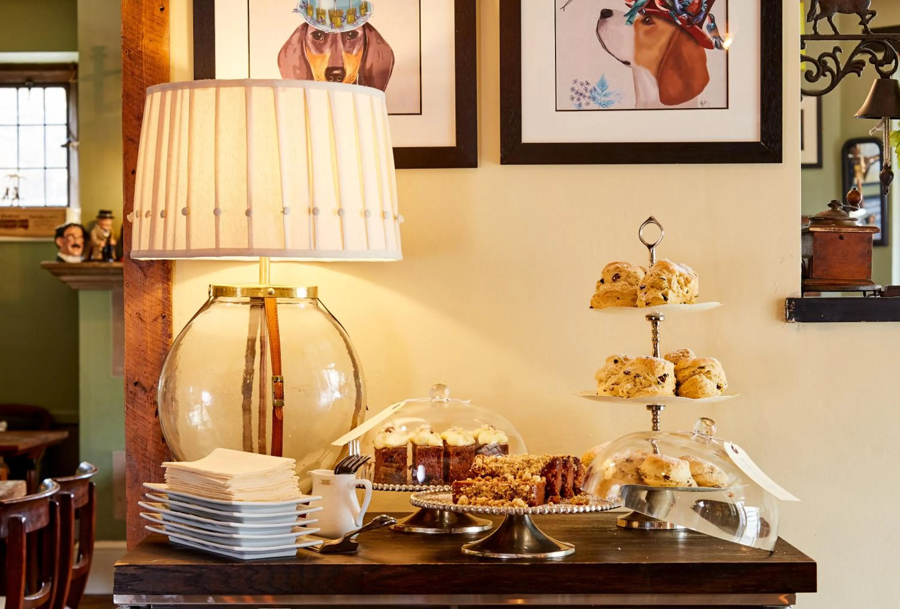 Meals in Burford House BH