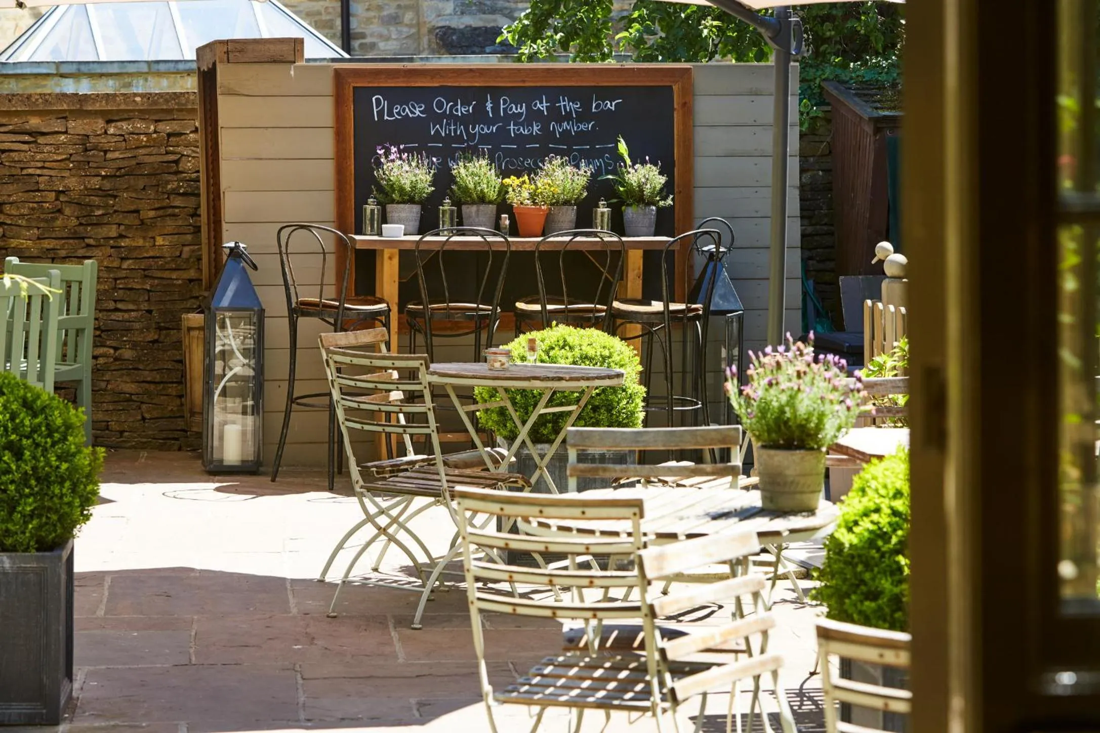 Patio in Burford House BH