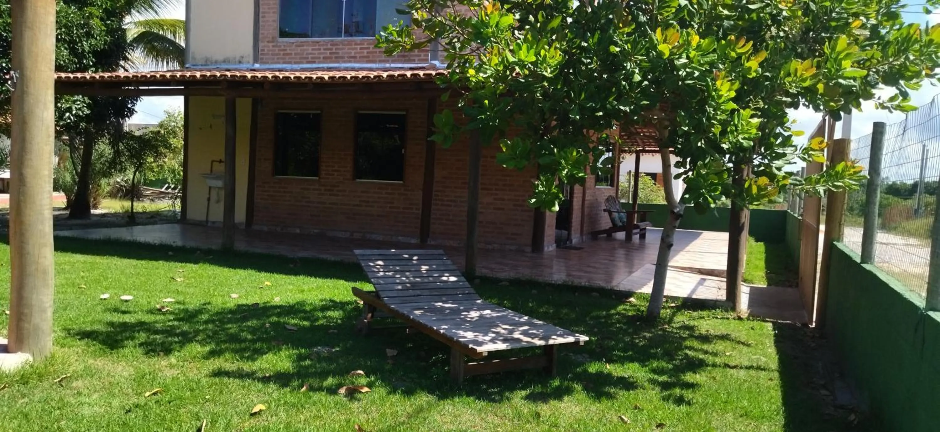 Spring in Vila das Mangabeiras Corumbau