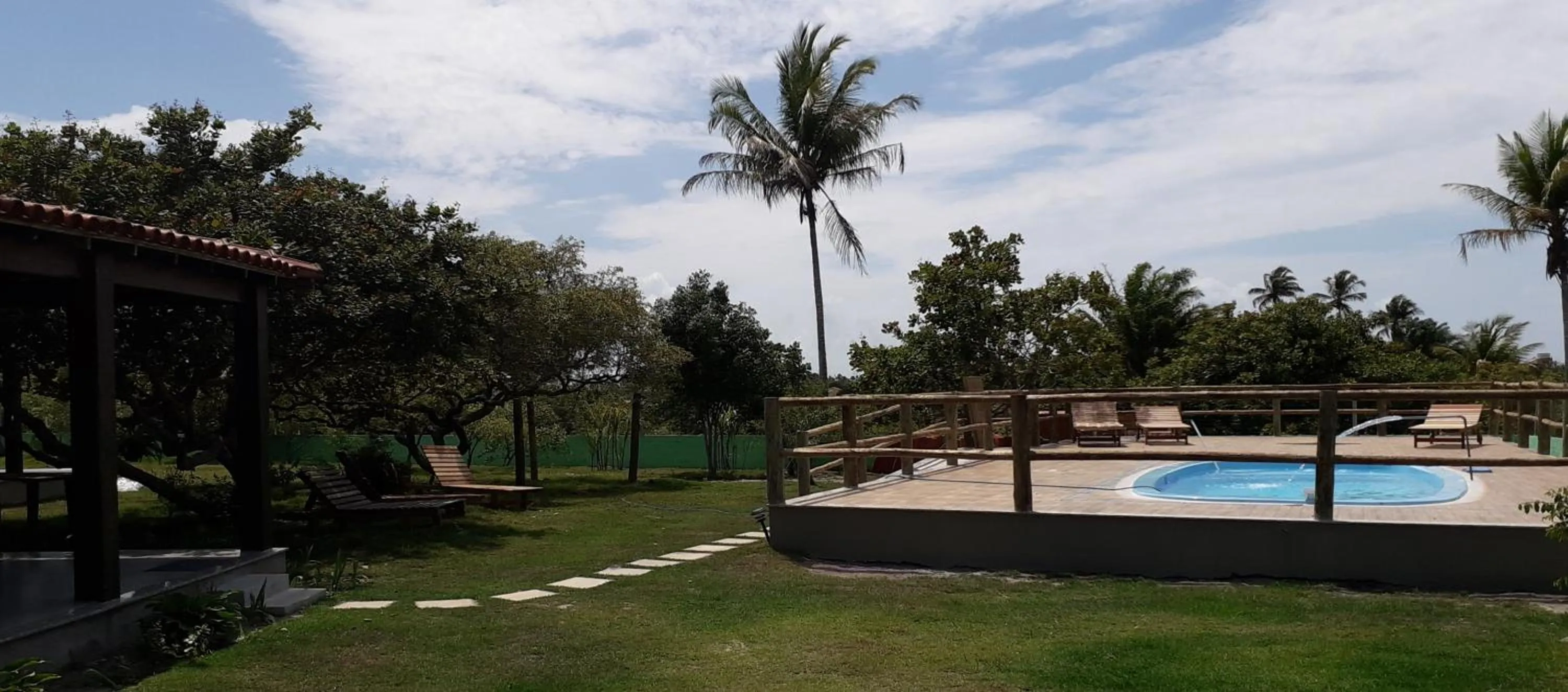 Day in Vila das Mangabeiras Corumbau