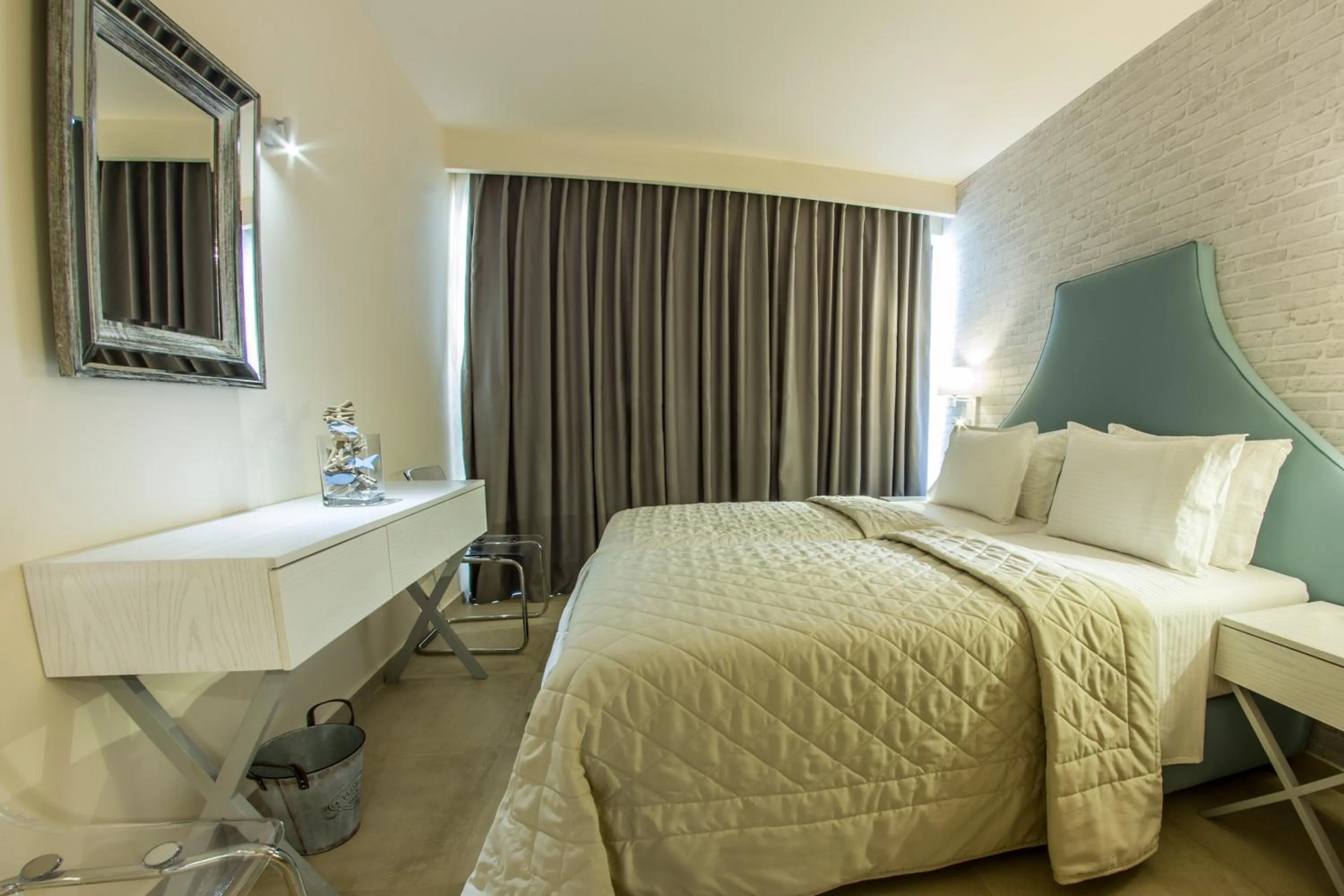 Photo of the whole room in Pitsakis Hotel