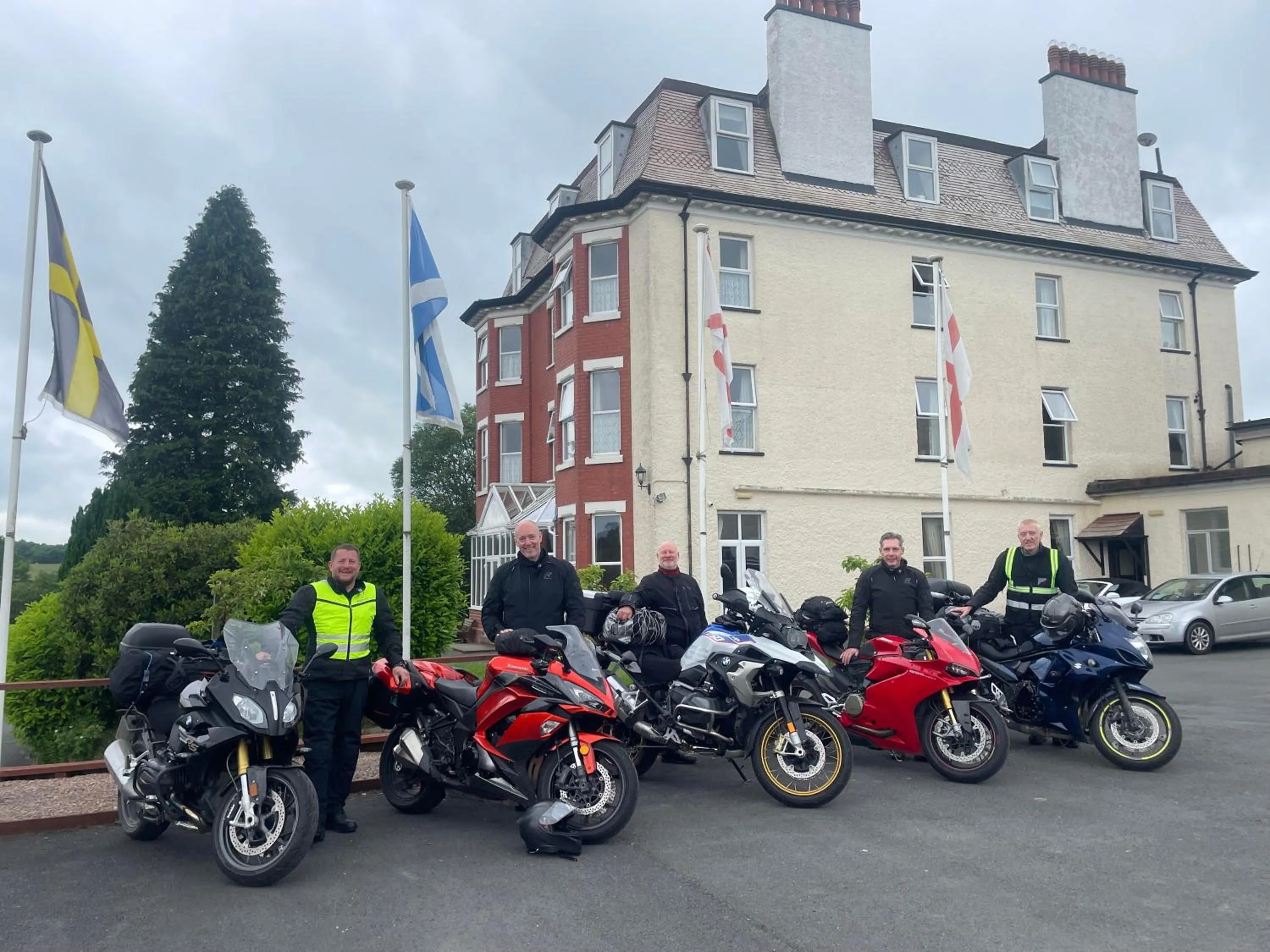 group of guests in Highland Moors