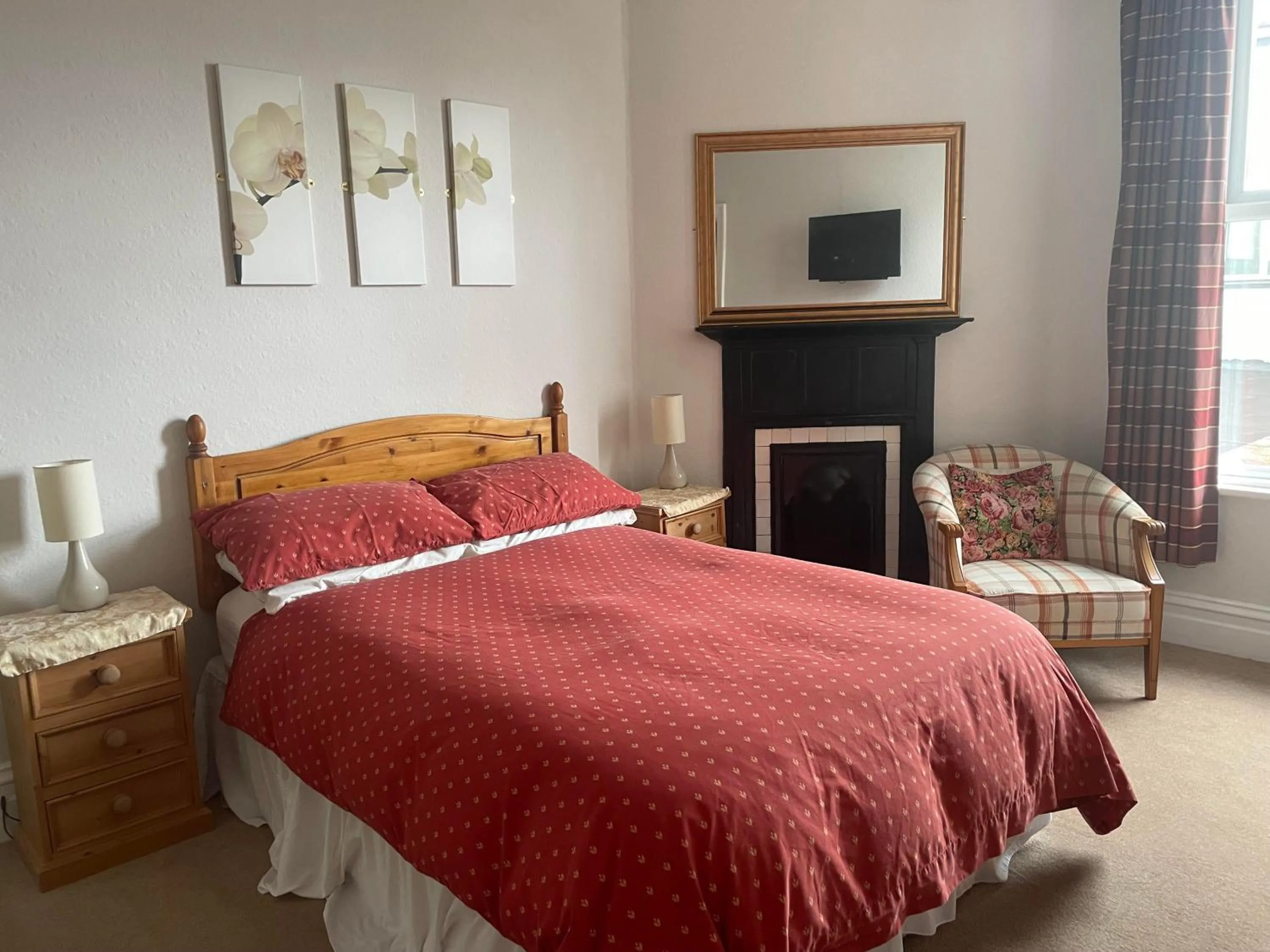 Bedroom, Bed in Highland Moors