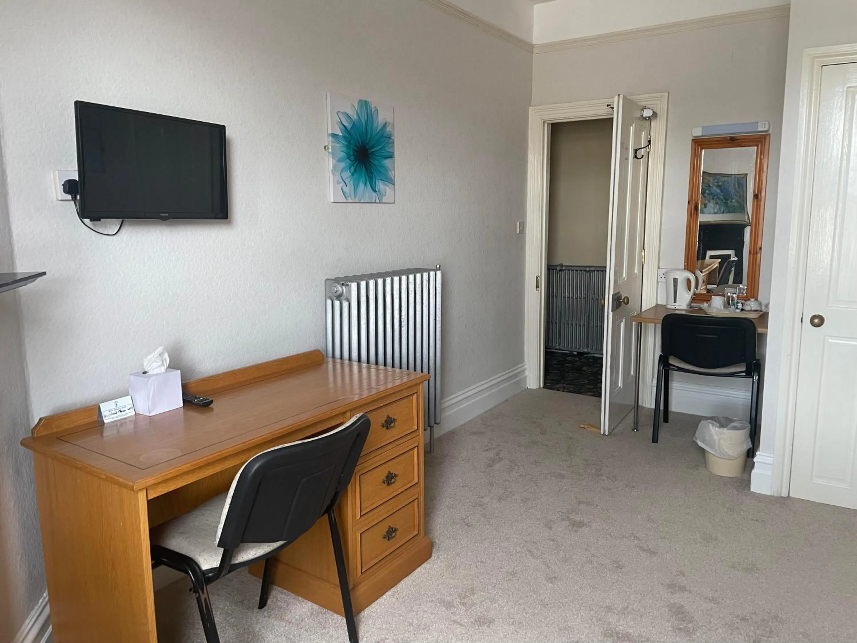 Bedroom in Highland Moors