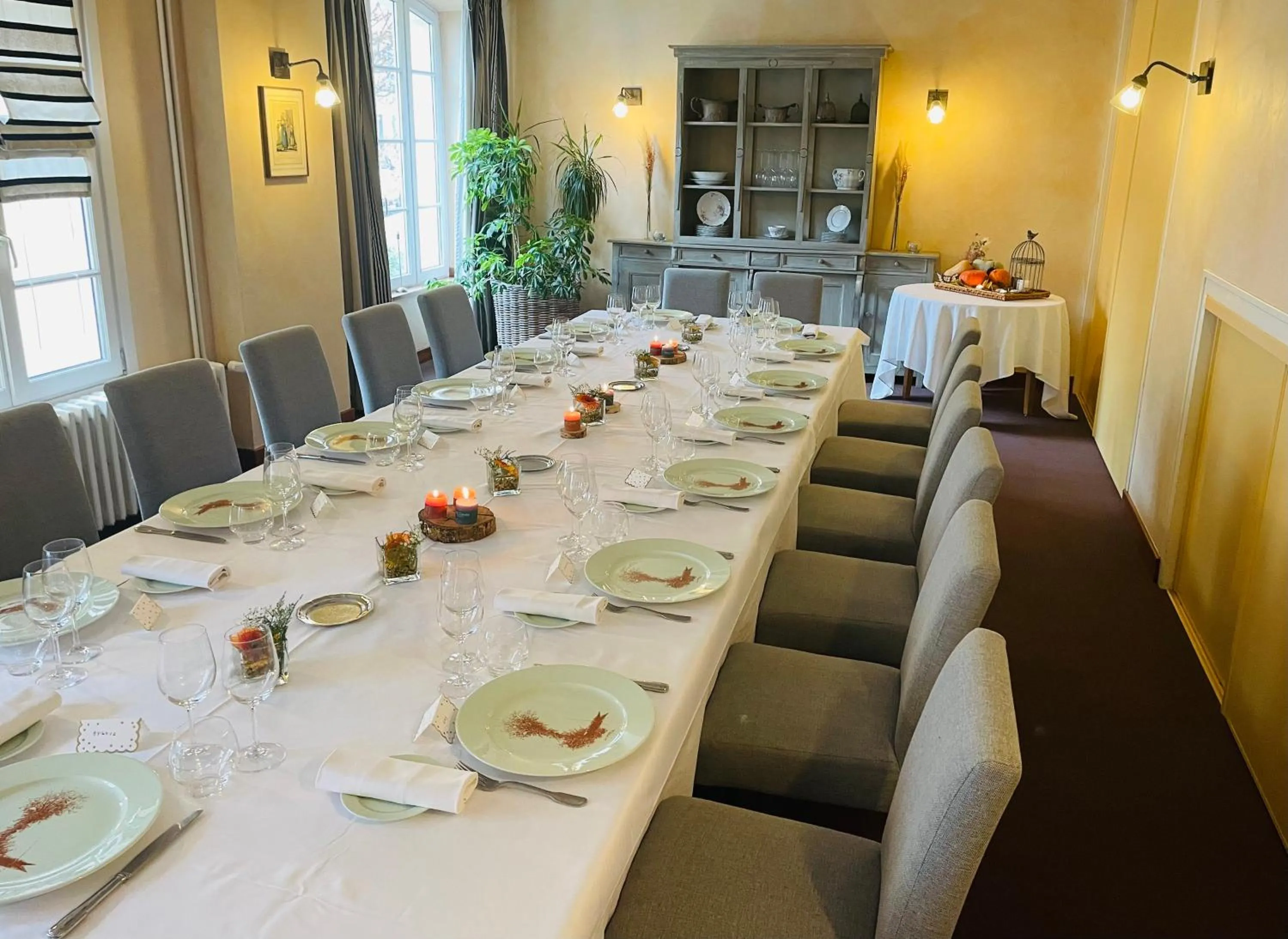 Restaurant/places to eat in Logis Hôtel Le Central