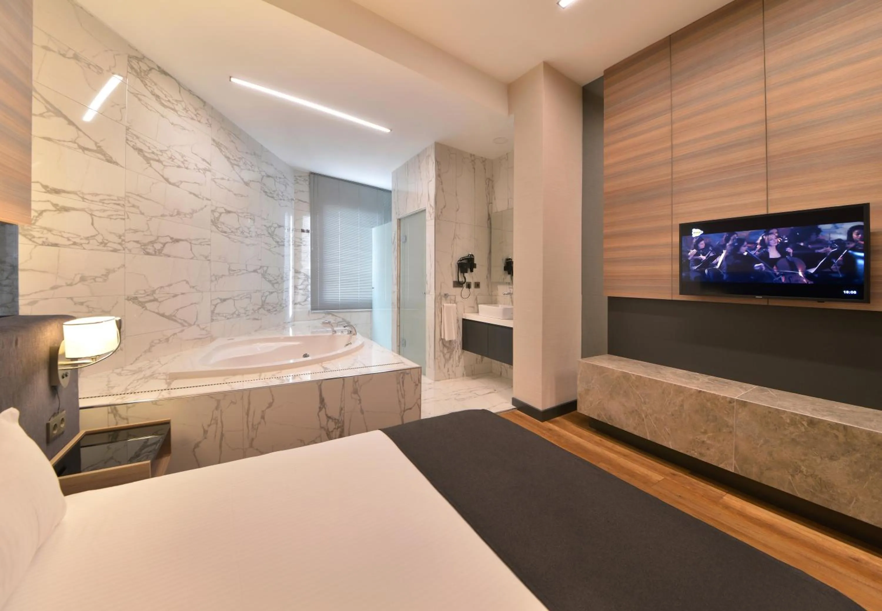 Nish İstanbul Suites & Hotel