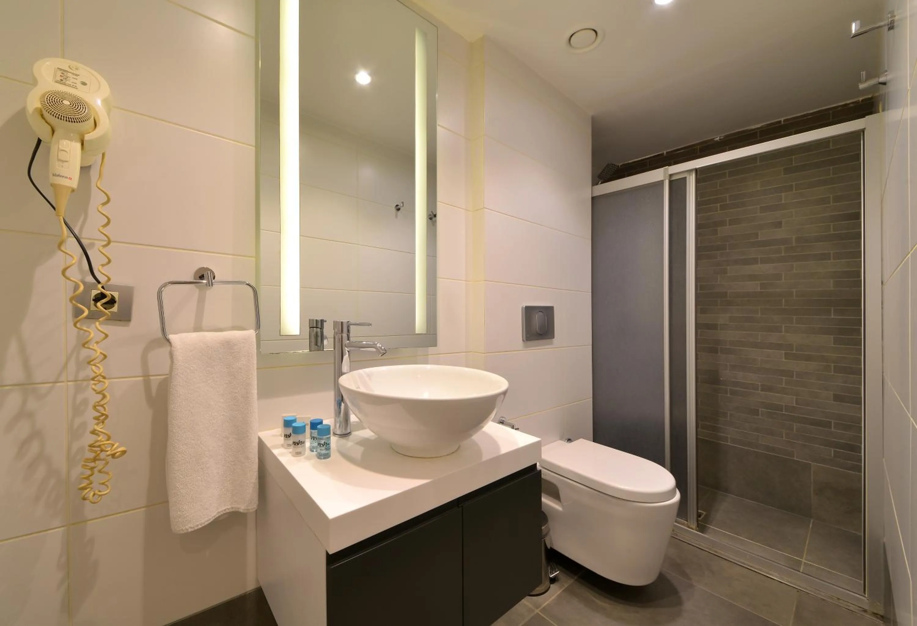 Nish İstanbul Suites & Hotel