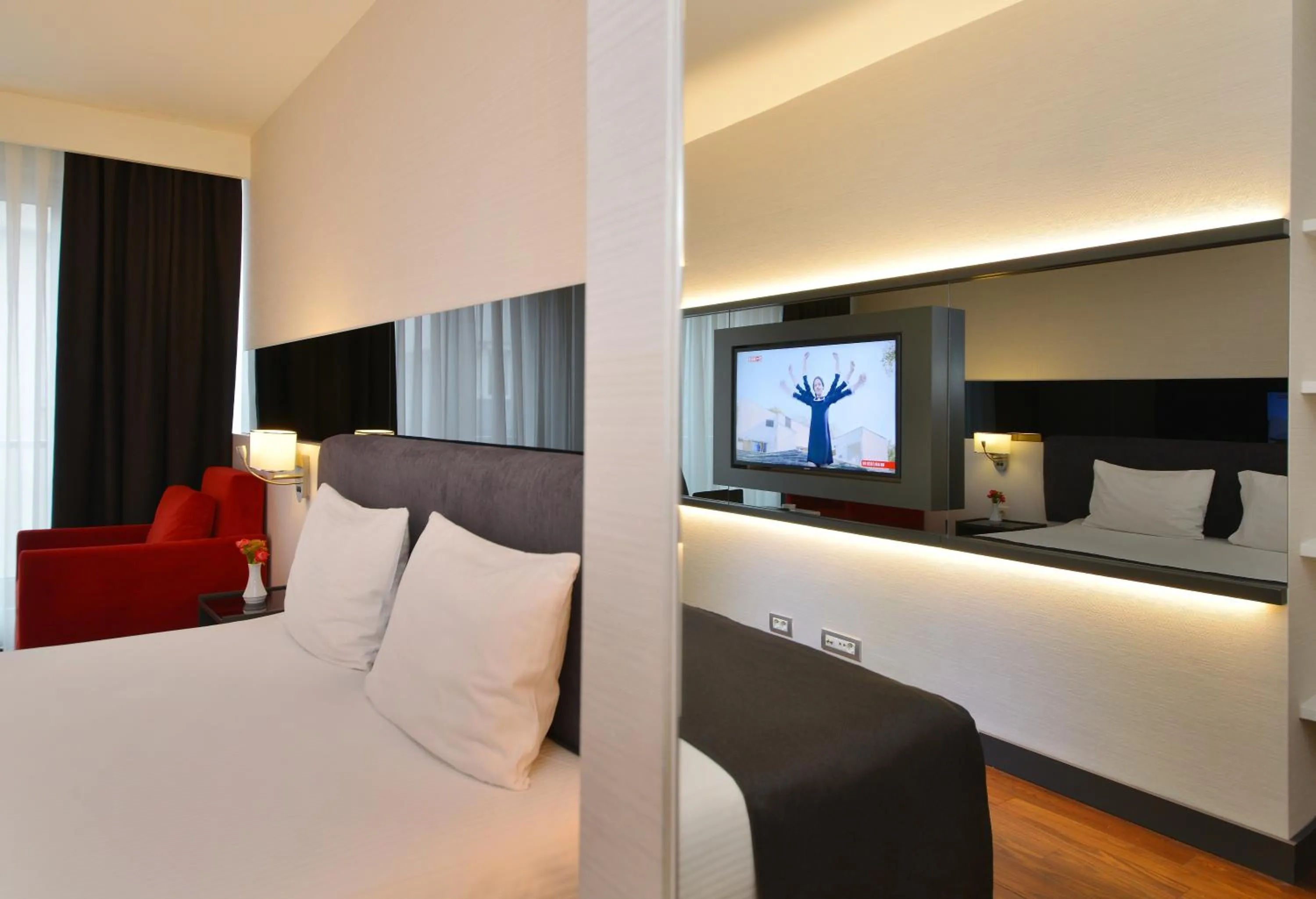 Nish İstanbul Suites & Hotel
