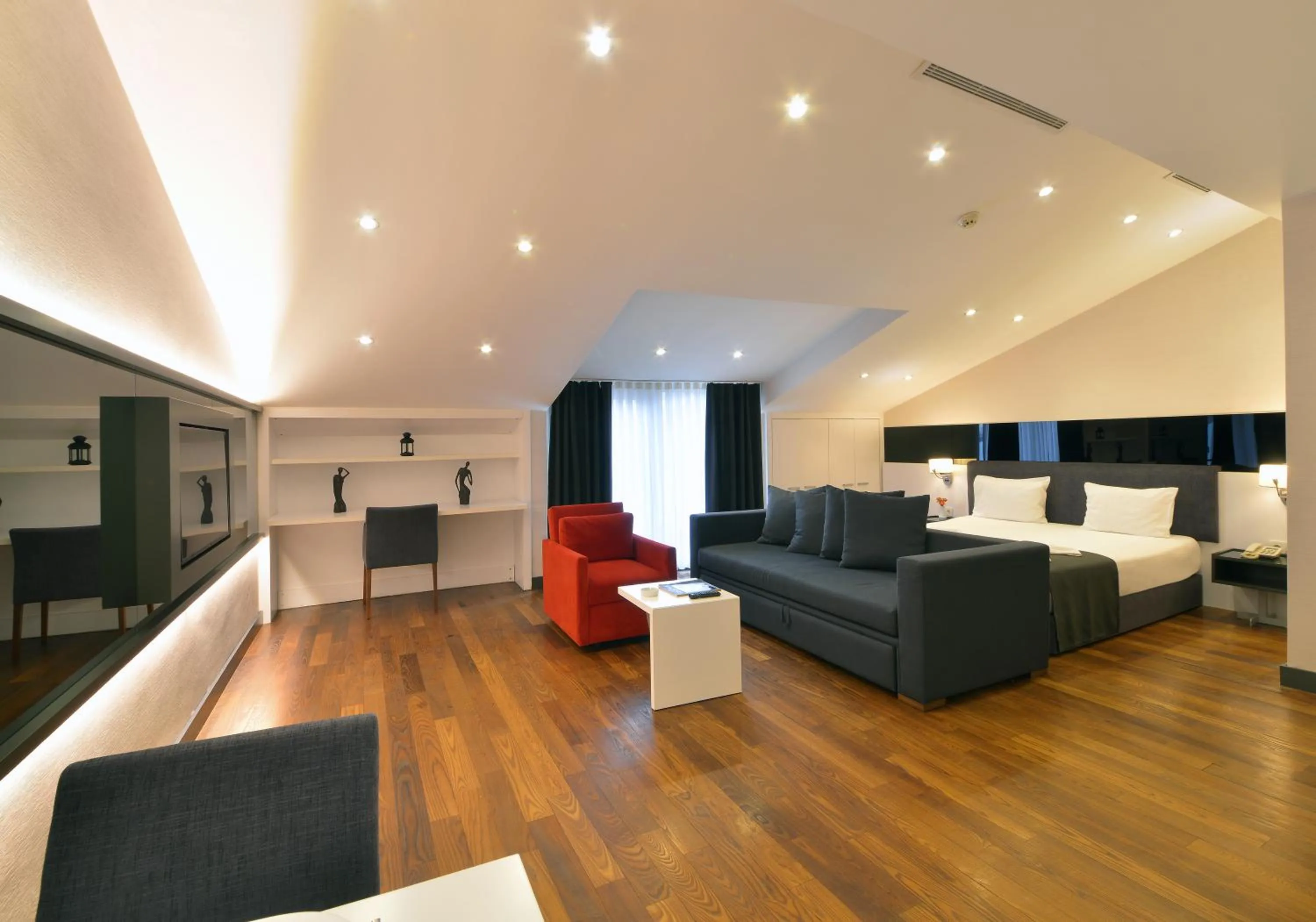 Nish İstanbul Suites & Hotel