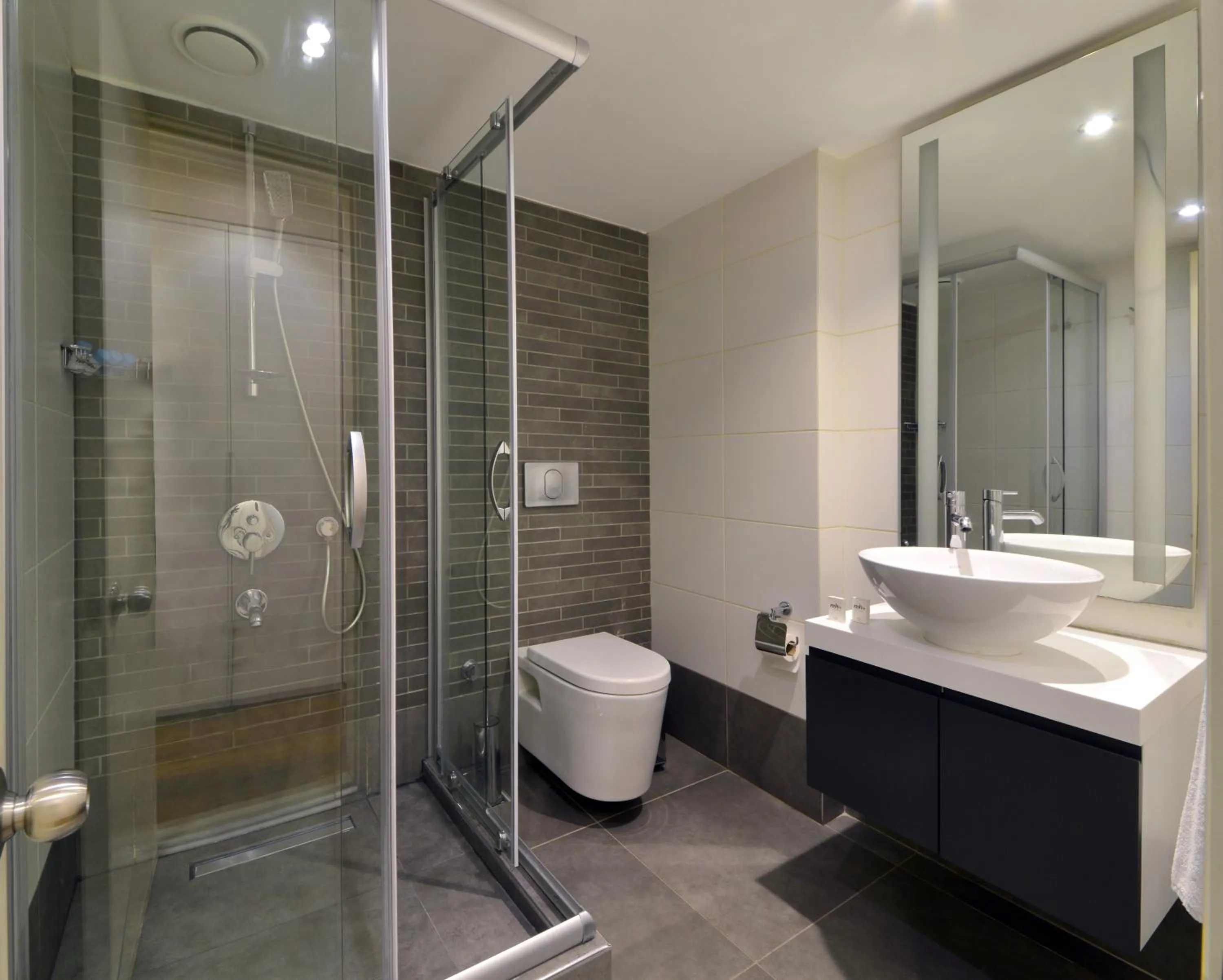 Nish İstanbul Suites & Hotel