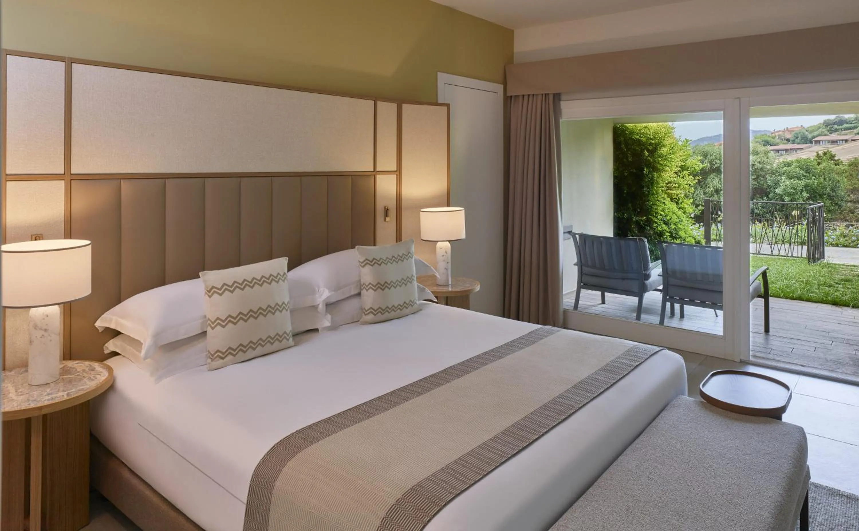 Patio, Bed in Conrad Chia Laguna Sardinia