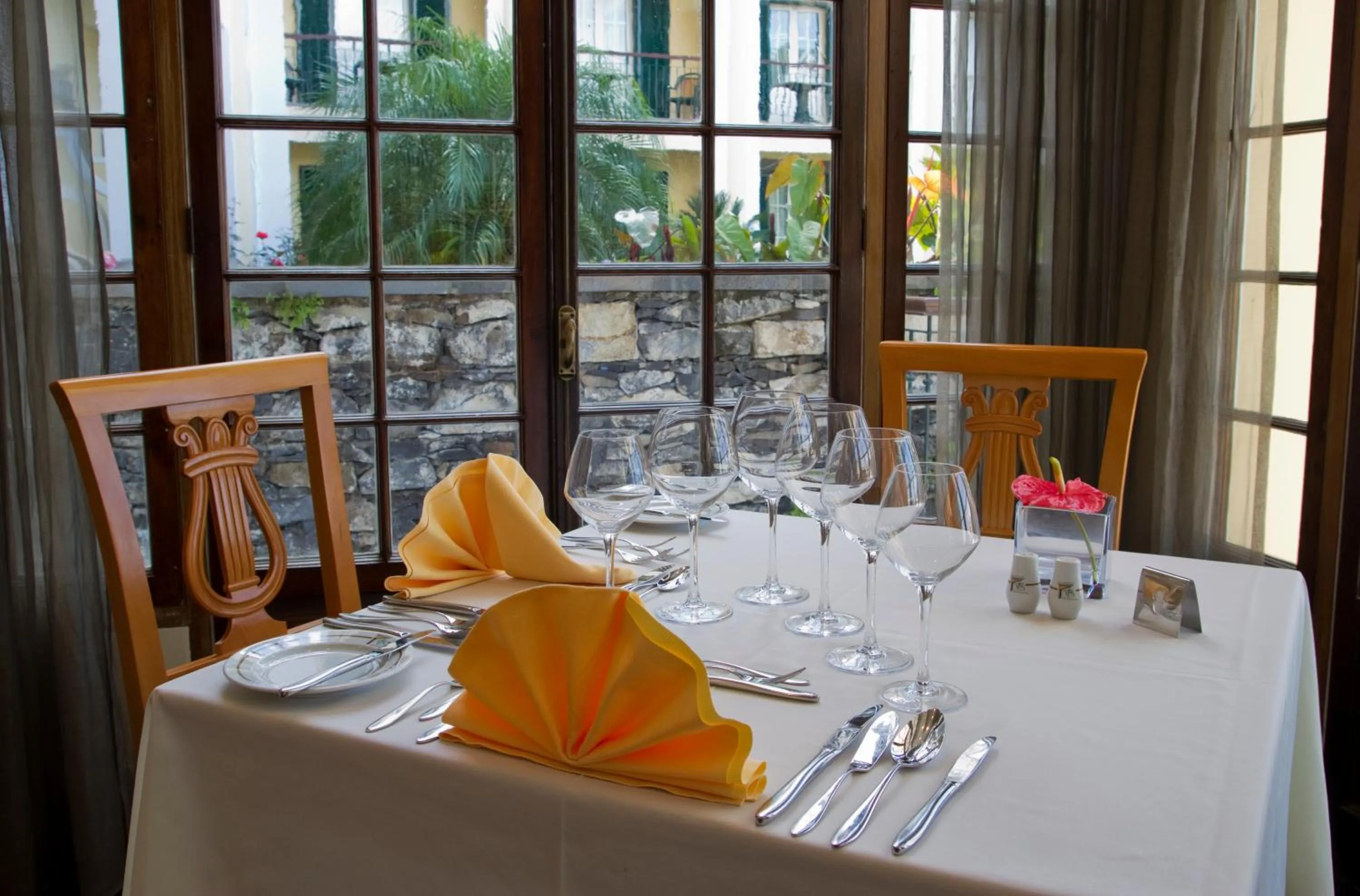 Restaurant/places to eat in Hotel Quinta Bela S Tiago