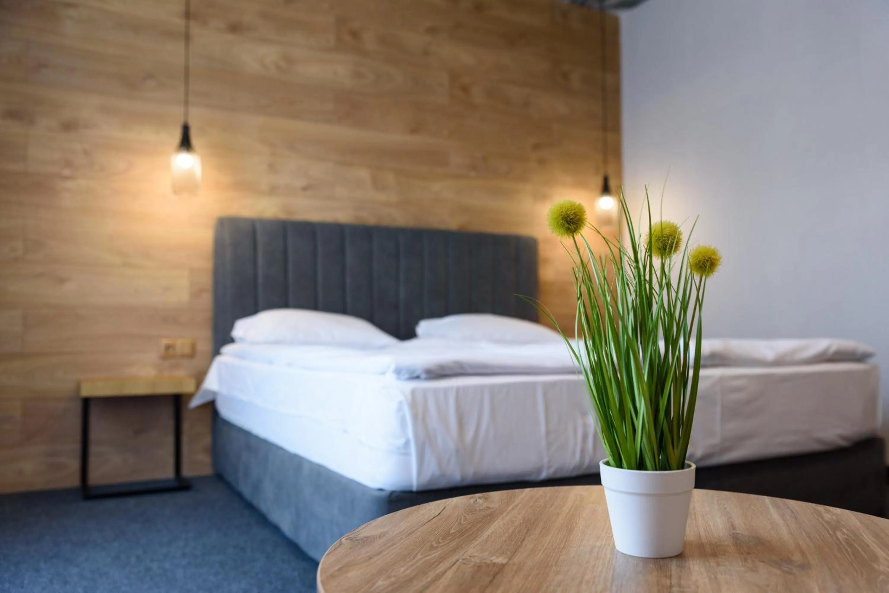 Bed in Avenue Hotel Deluxe