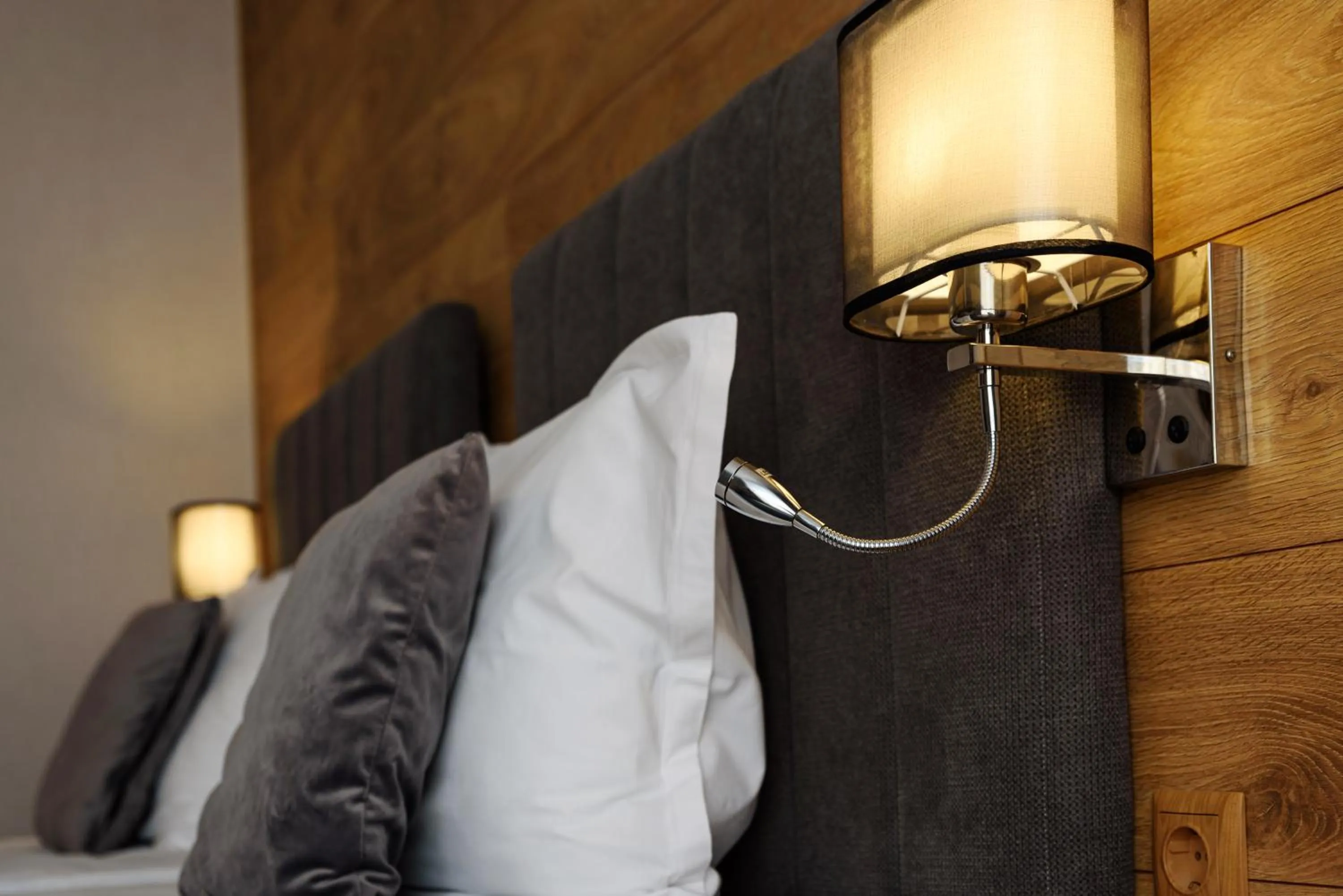 Bed in Avenue Hotel Deluxe