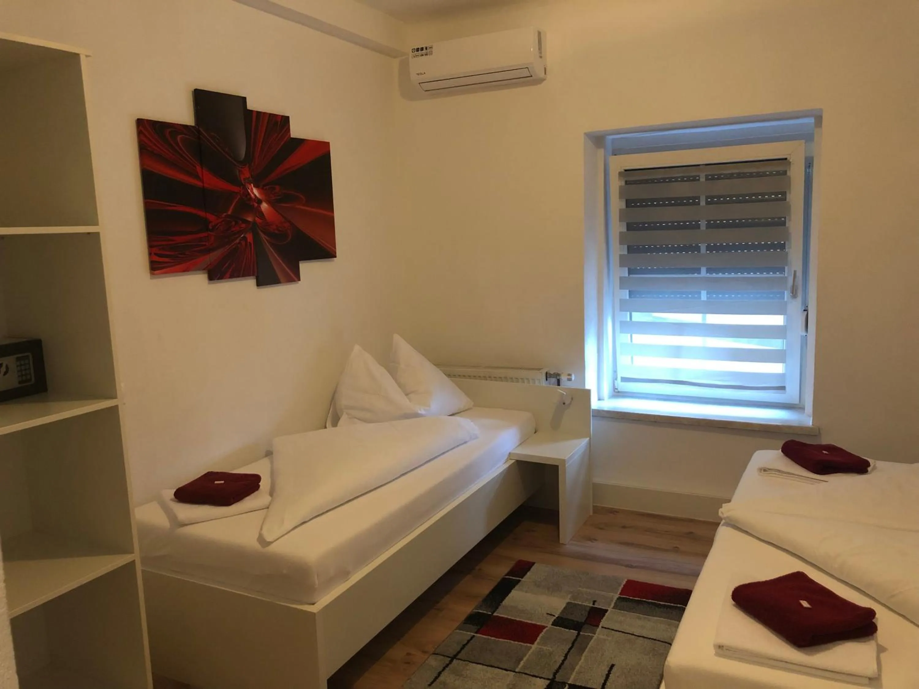 Bed in Center Rooms Villach