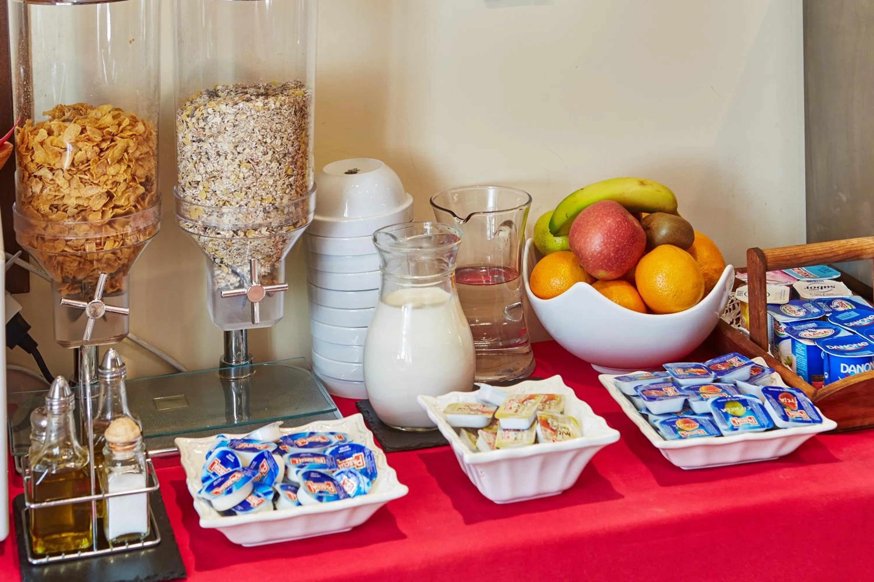 Food close-up in Mapoula PR Boutique