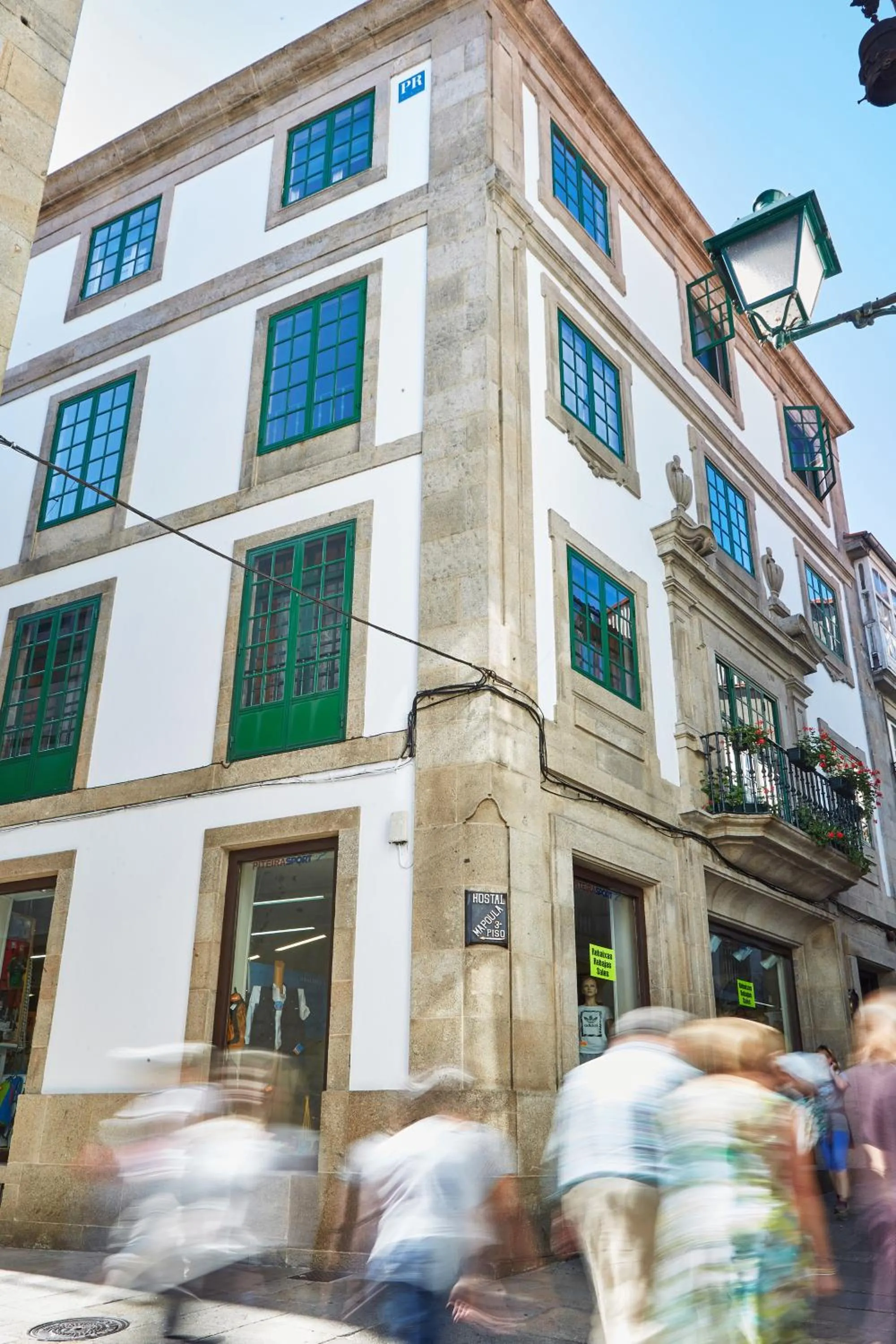 Facade/entrance in Mapoula PR Boutique