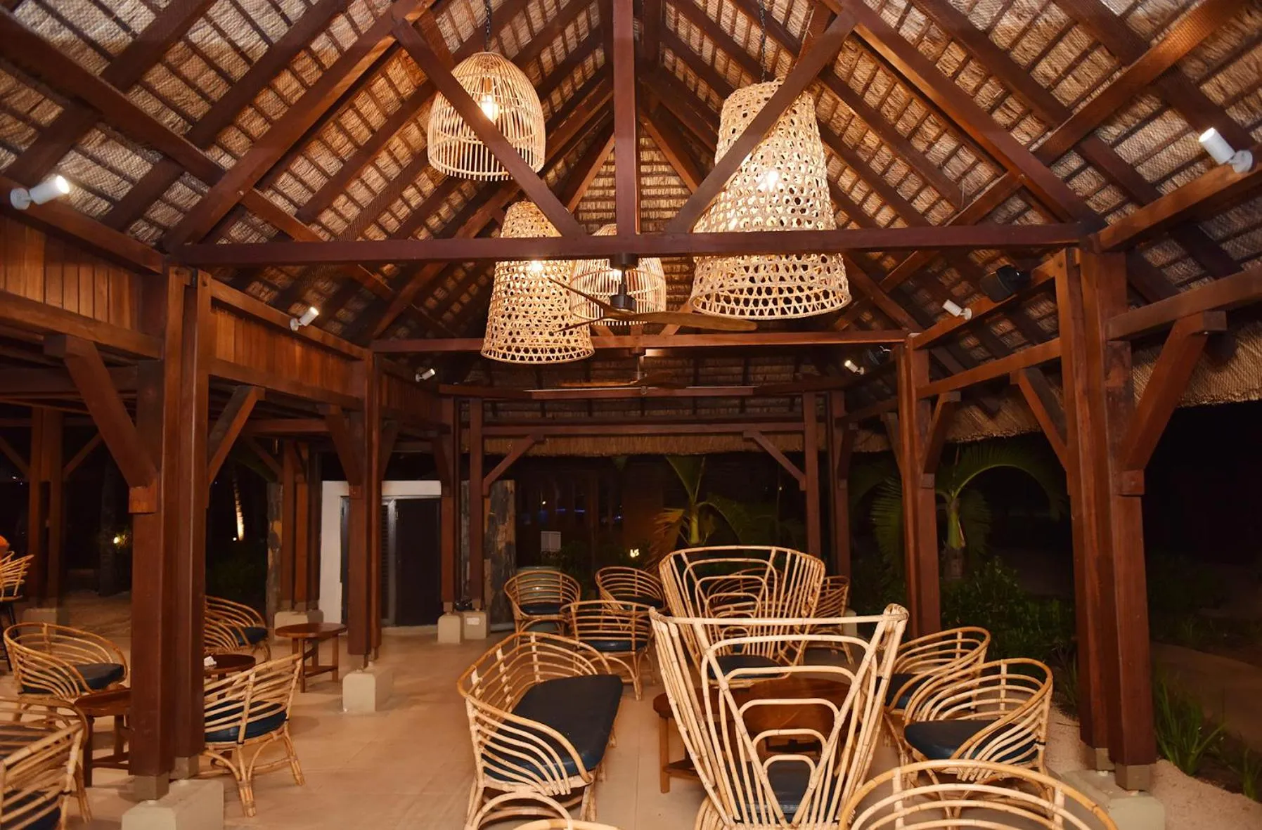 Lounge or bar in Tarisa Resort & Spa