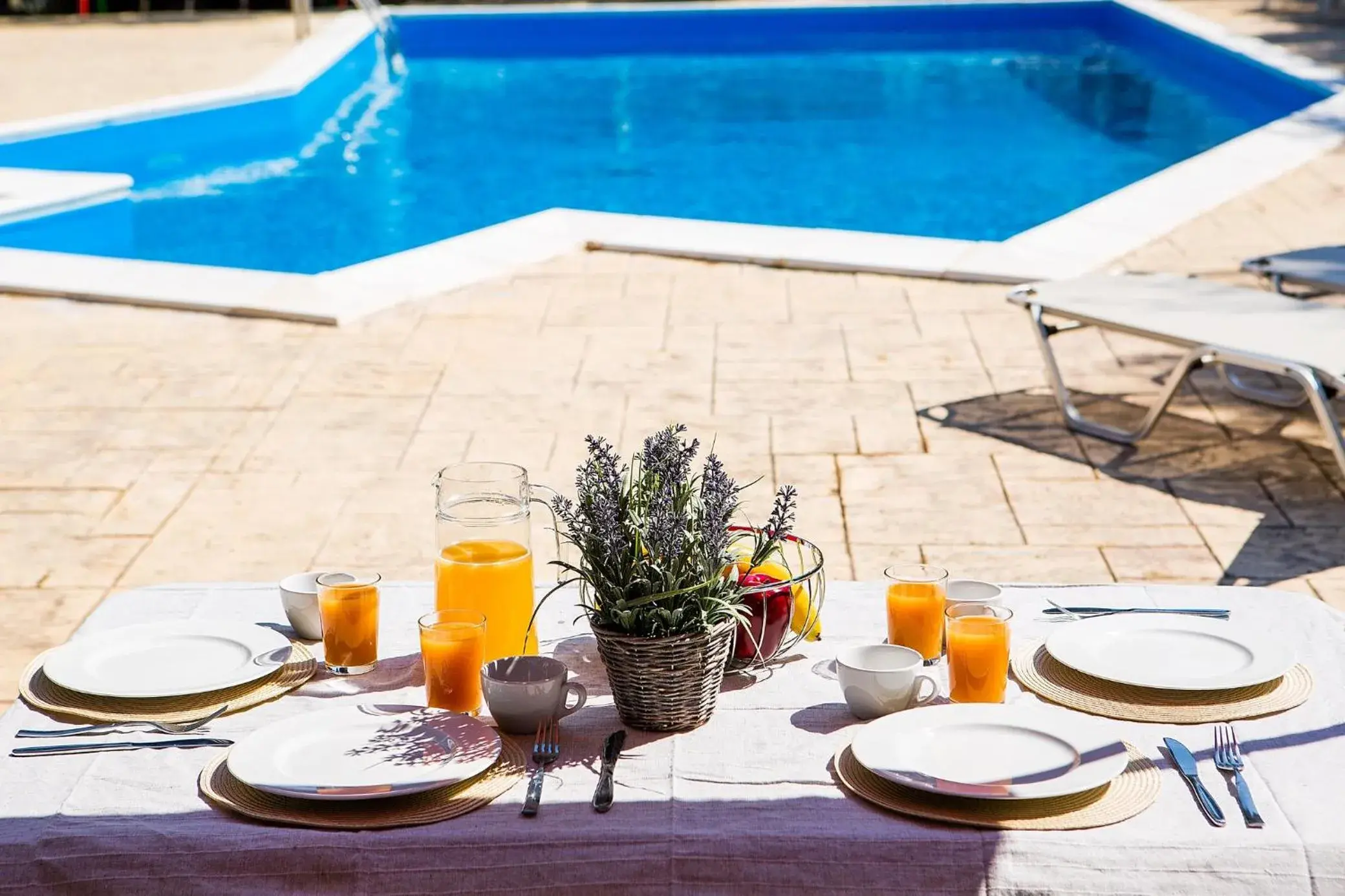 Olive Grove Poolside Apartments Olive Grove Poolside Apartments
