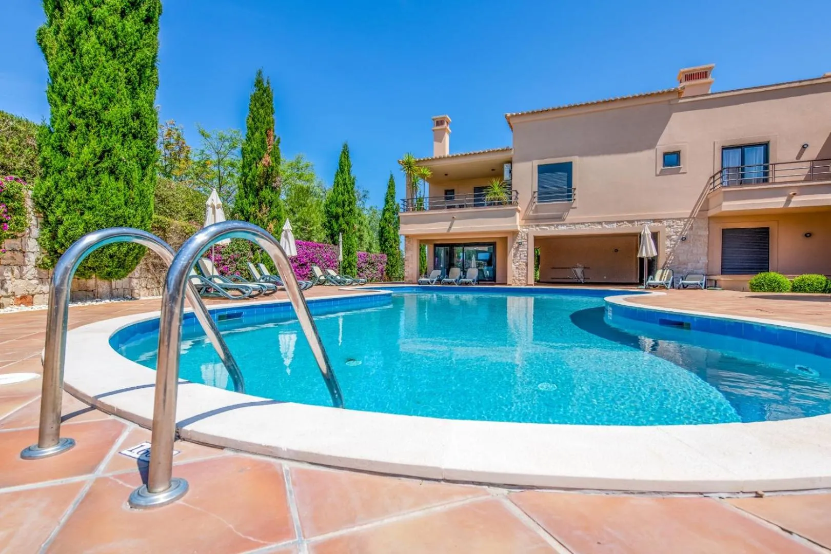 Swimming pool in Mar da Luz Resort