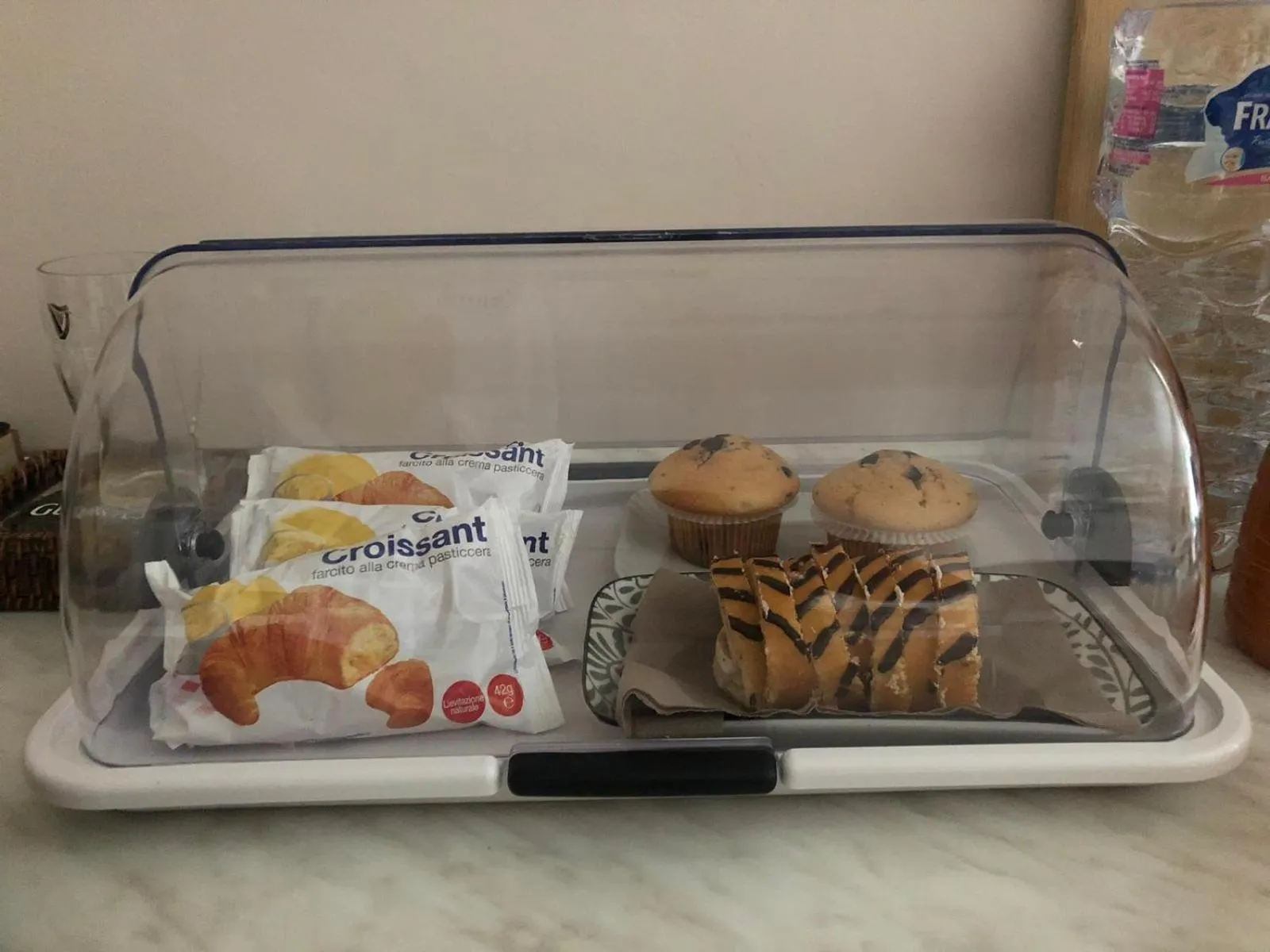 Communal lounge/ TV room in Holidays Lecce