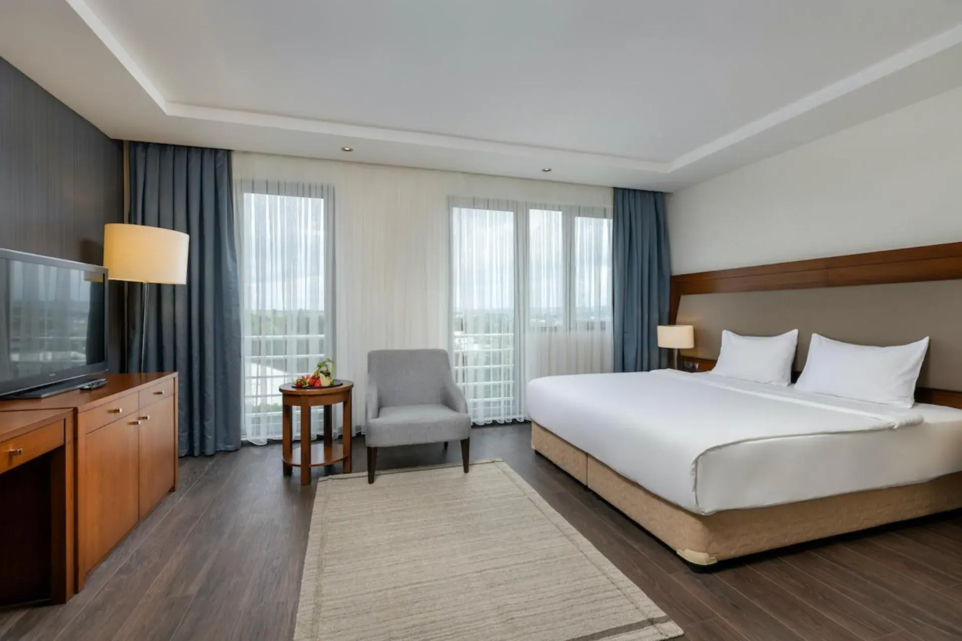 Superior Double or Twin Room in Miracle Istanbul Asia Airport Hotel & Spa Superior Double or Twin Room in Miracle Istanbul Asia Airport Hotel & Spa
