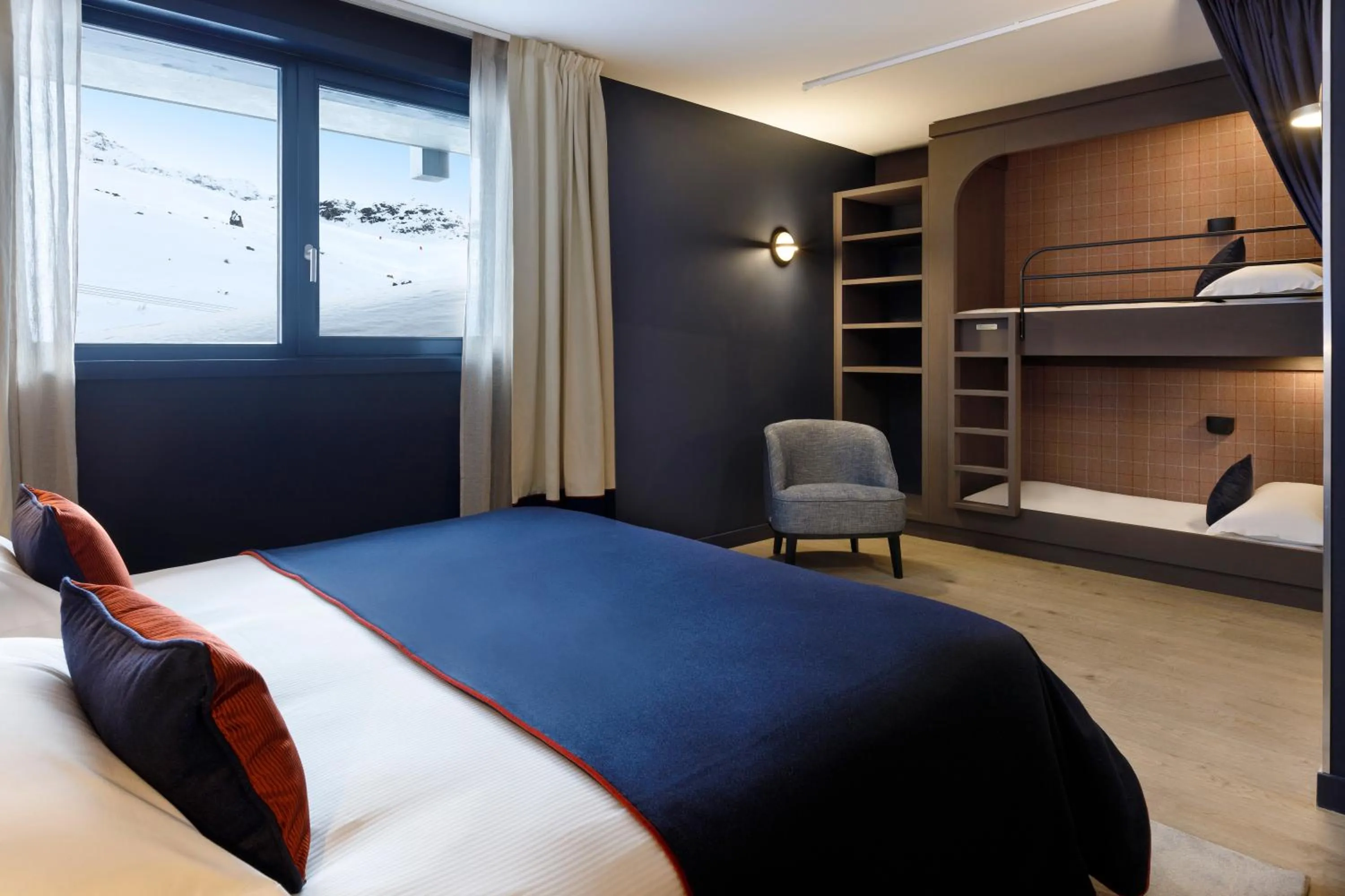 Photo of the whole room, Bed in Hôtel Marielle