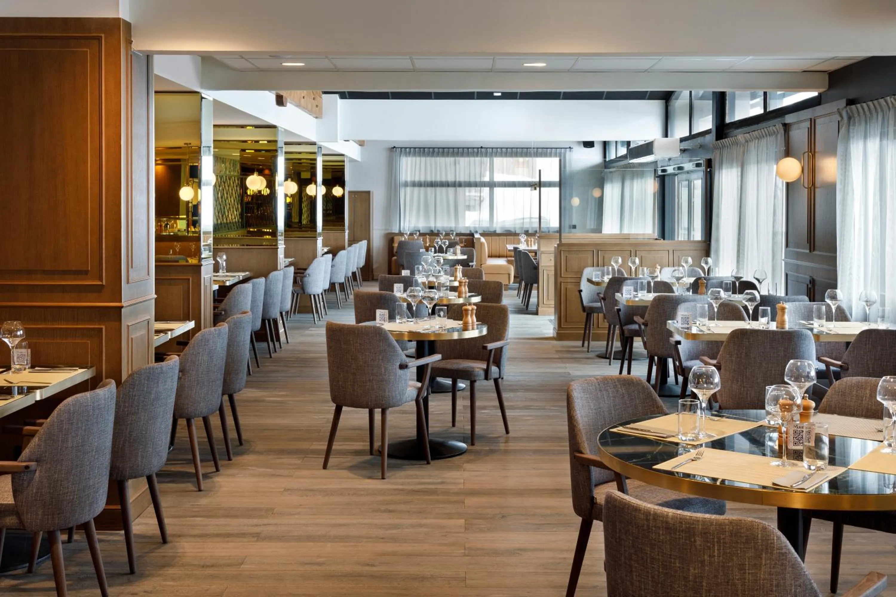 Restaurant/places to eat in Hôtel Marielle