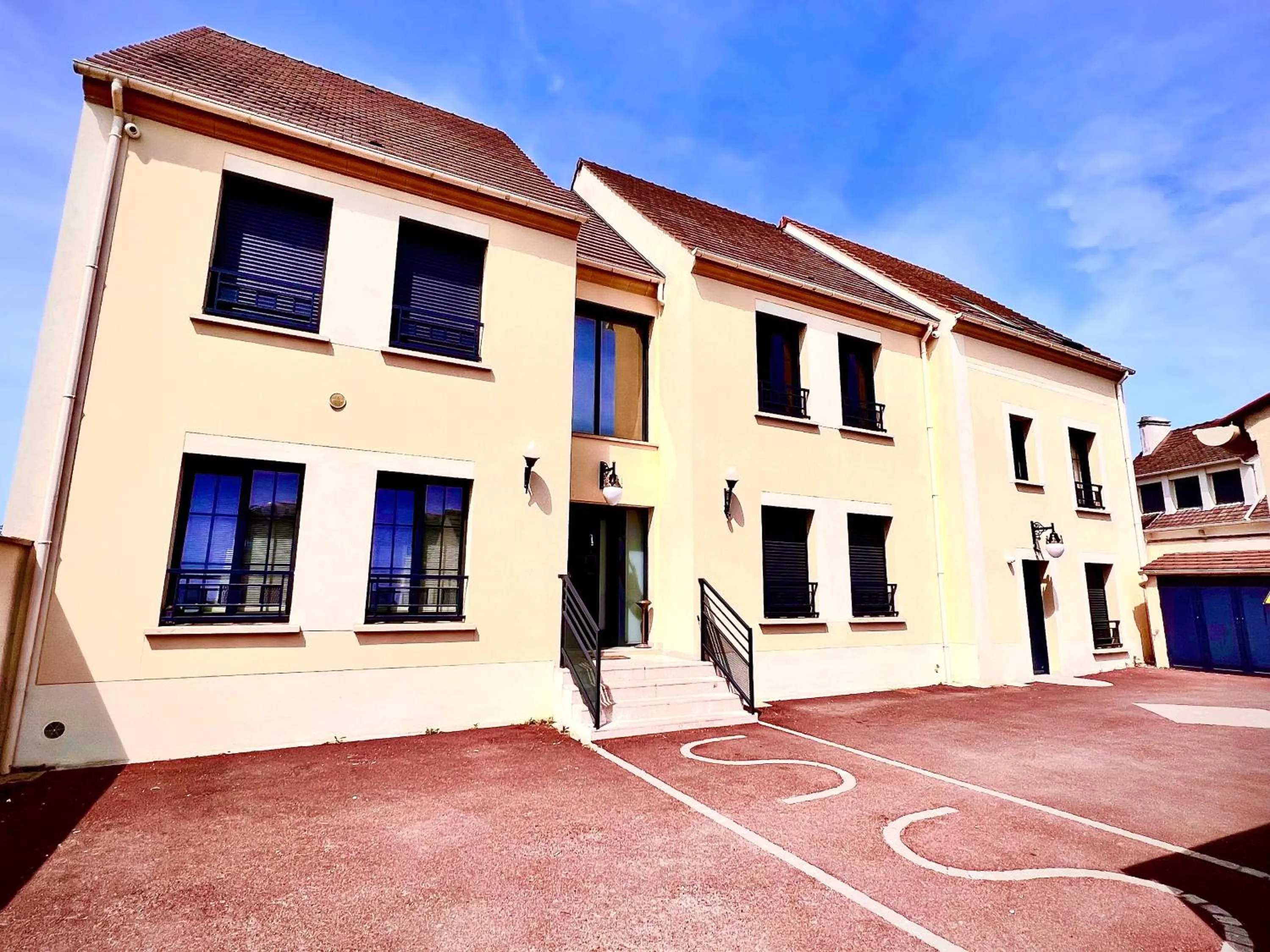 Paris Luxury Guest House - CDG Aéroport