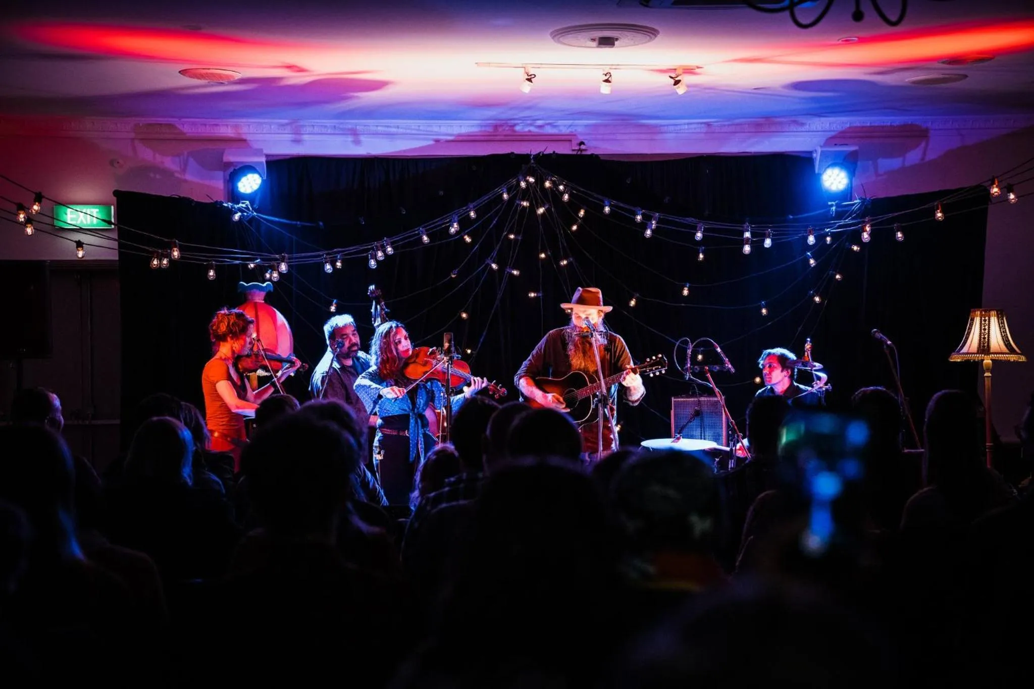 People in The Victoria Hotel Bathurst