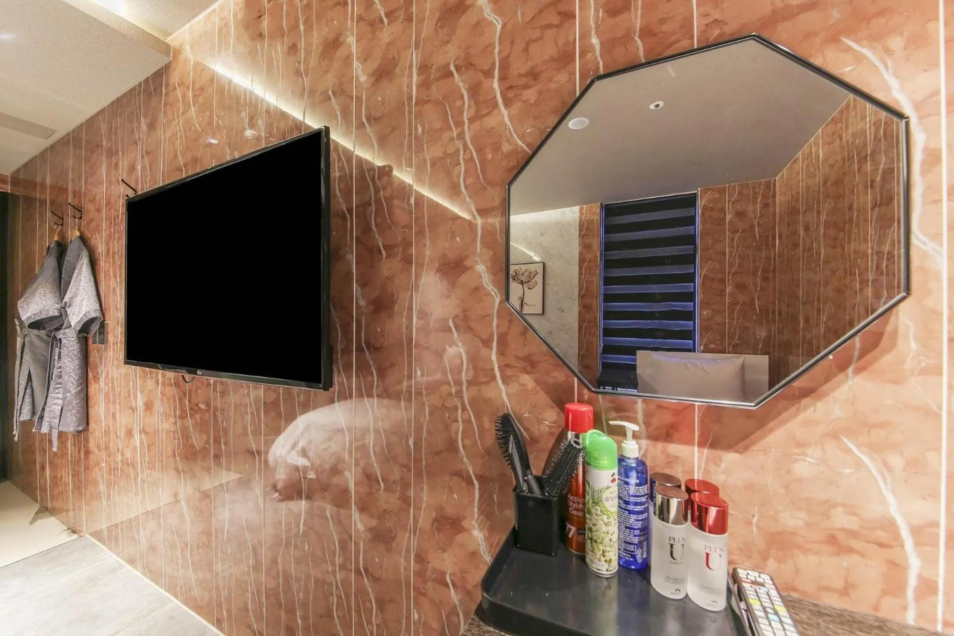 Decorative detail in MG Hotel