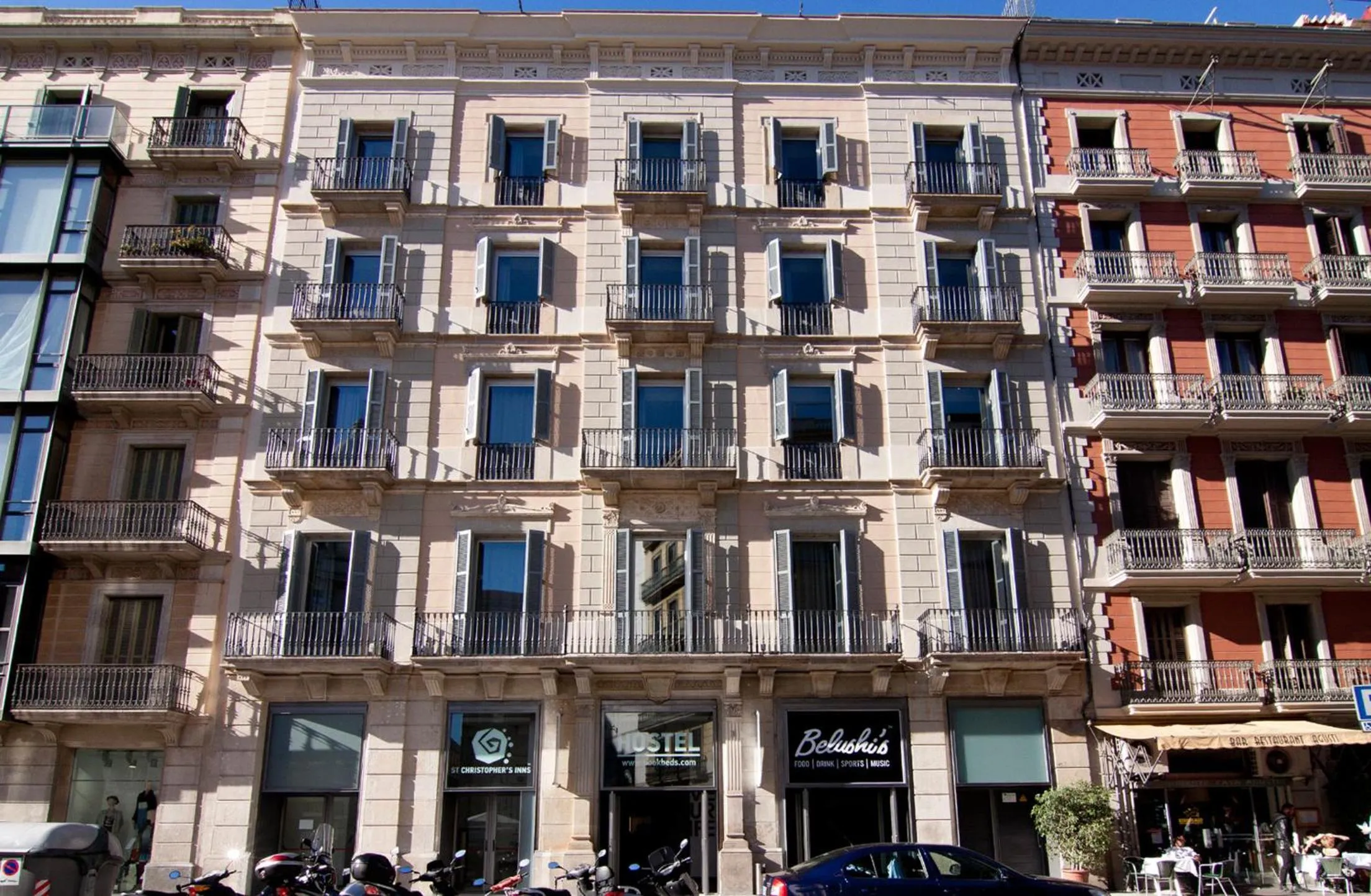 Property building in St Christopher's Inn Barcelona