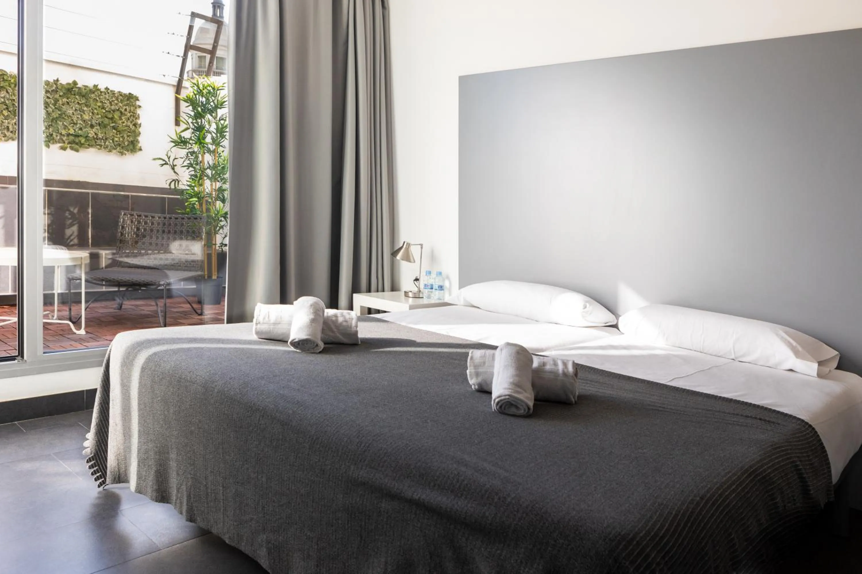 Photo of the whole room, Bed in St Christopher's Inn Barcelona