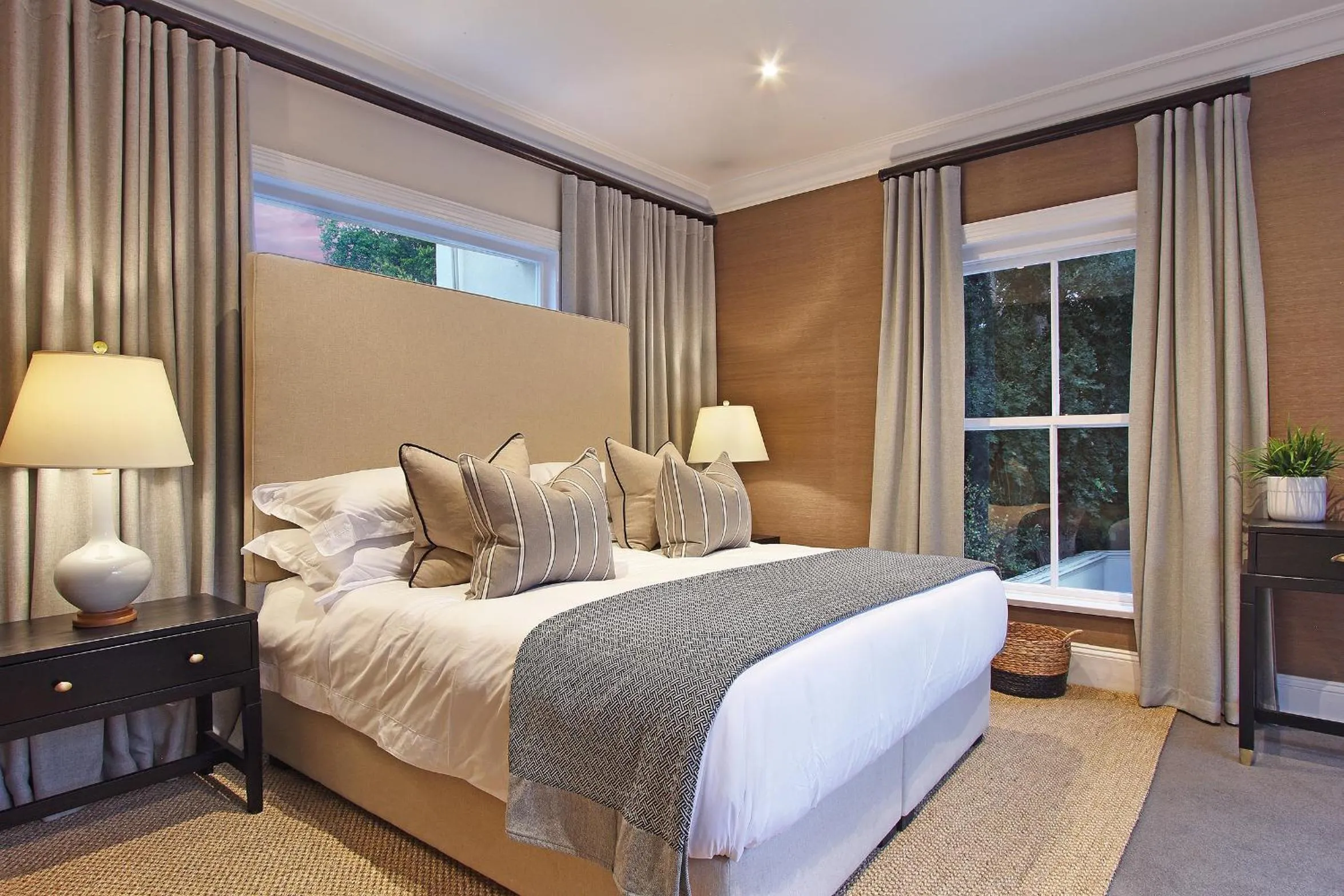 Bedroom, Bed in Stellenbosch Manor